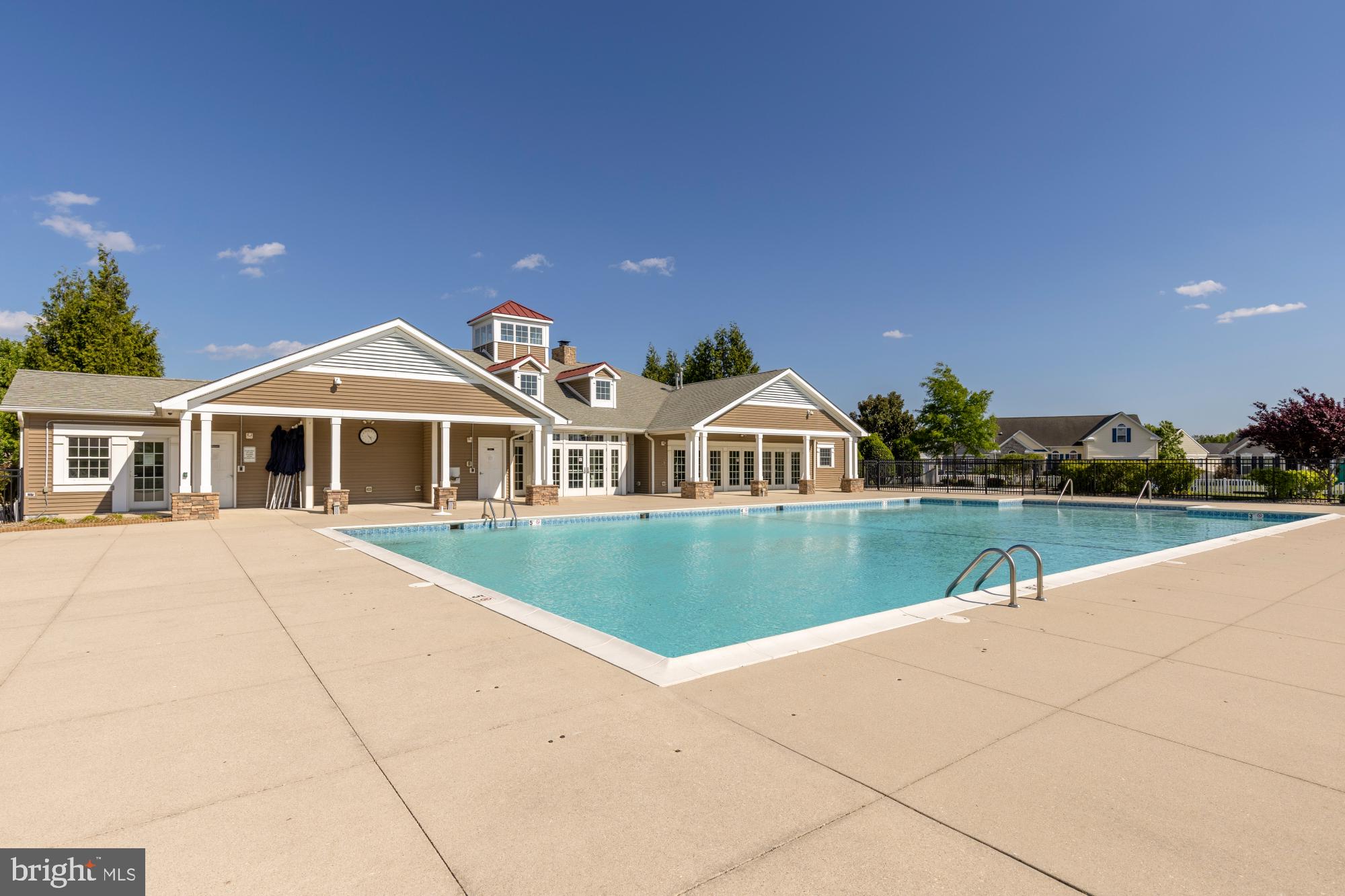 VINCENT OVERLOOK - Residential