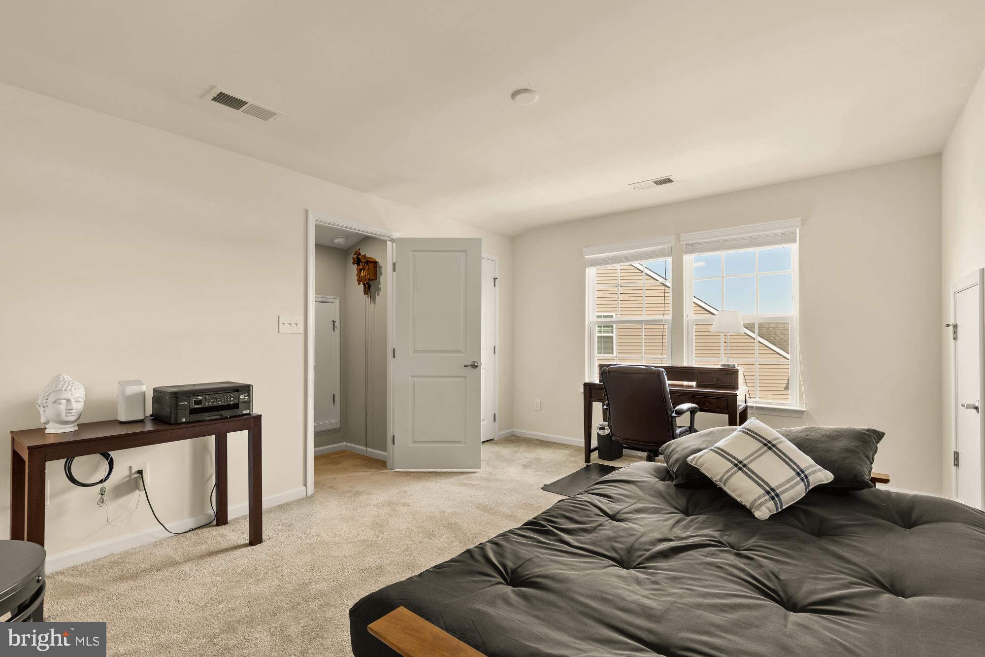 VINCENT OVERLOOK - Residential