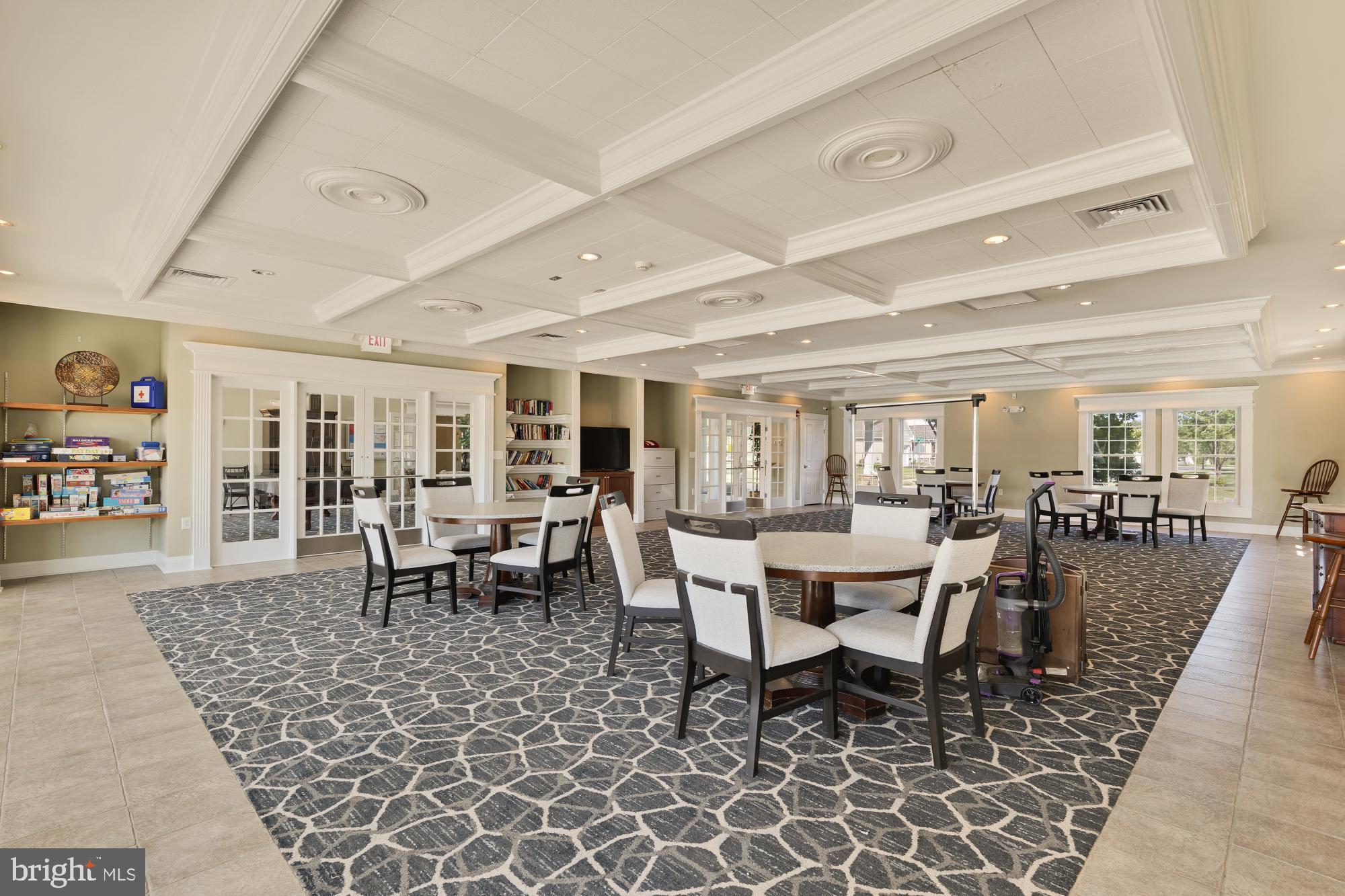 VINCENT OVERLOOK - Residential