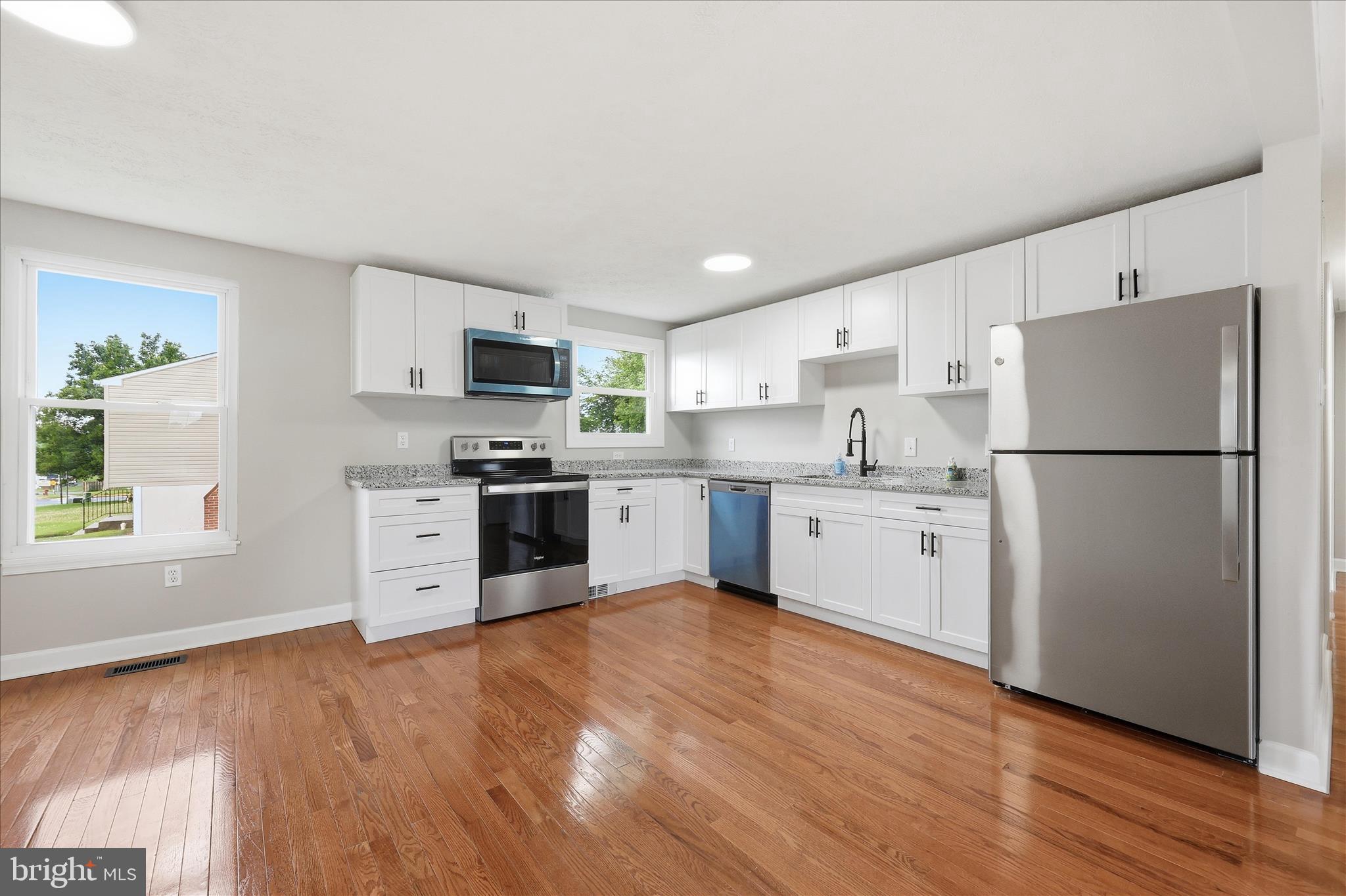 BRUNSWICK - Residential