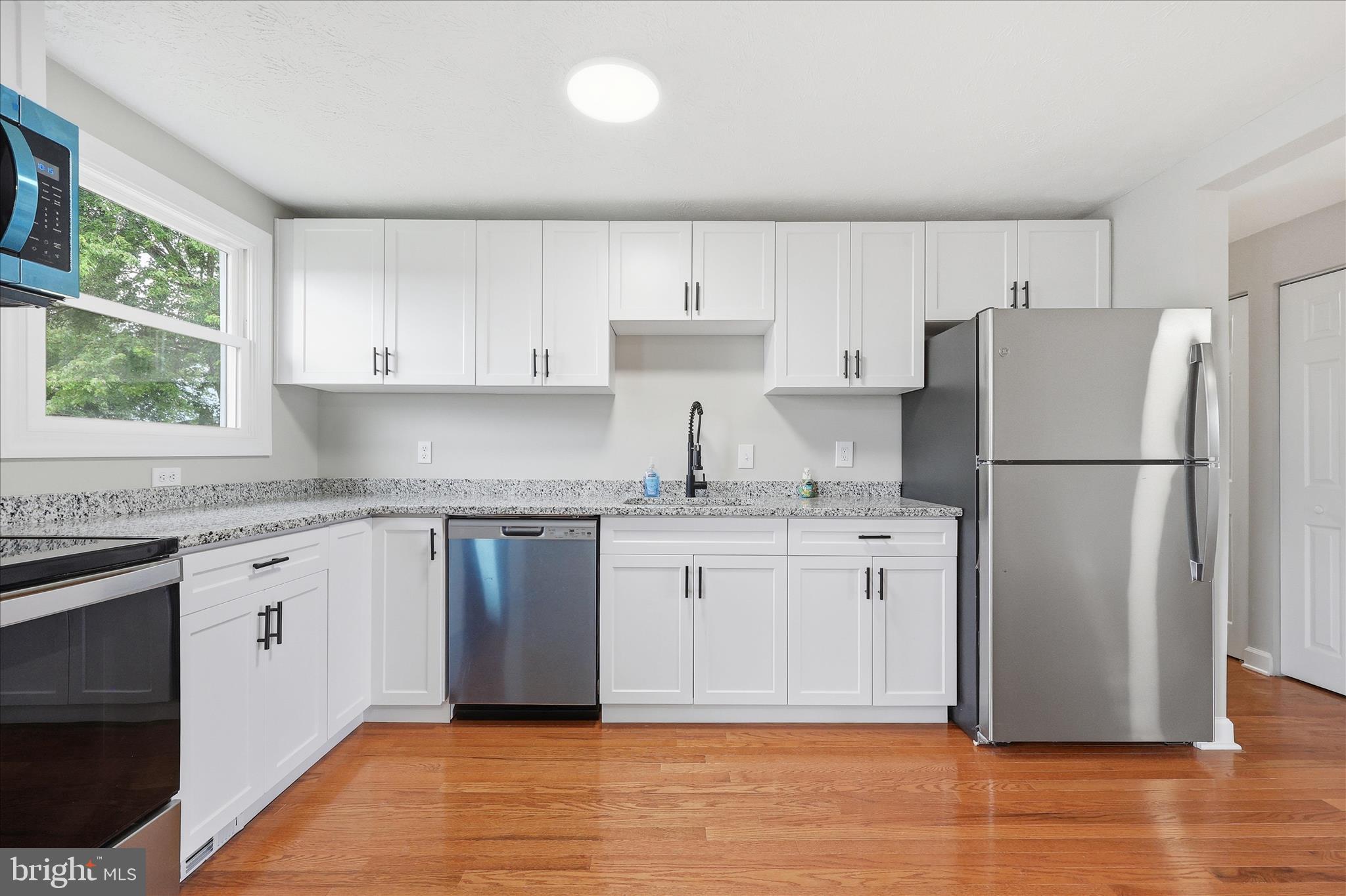 BRUNSWICK - Residential