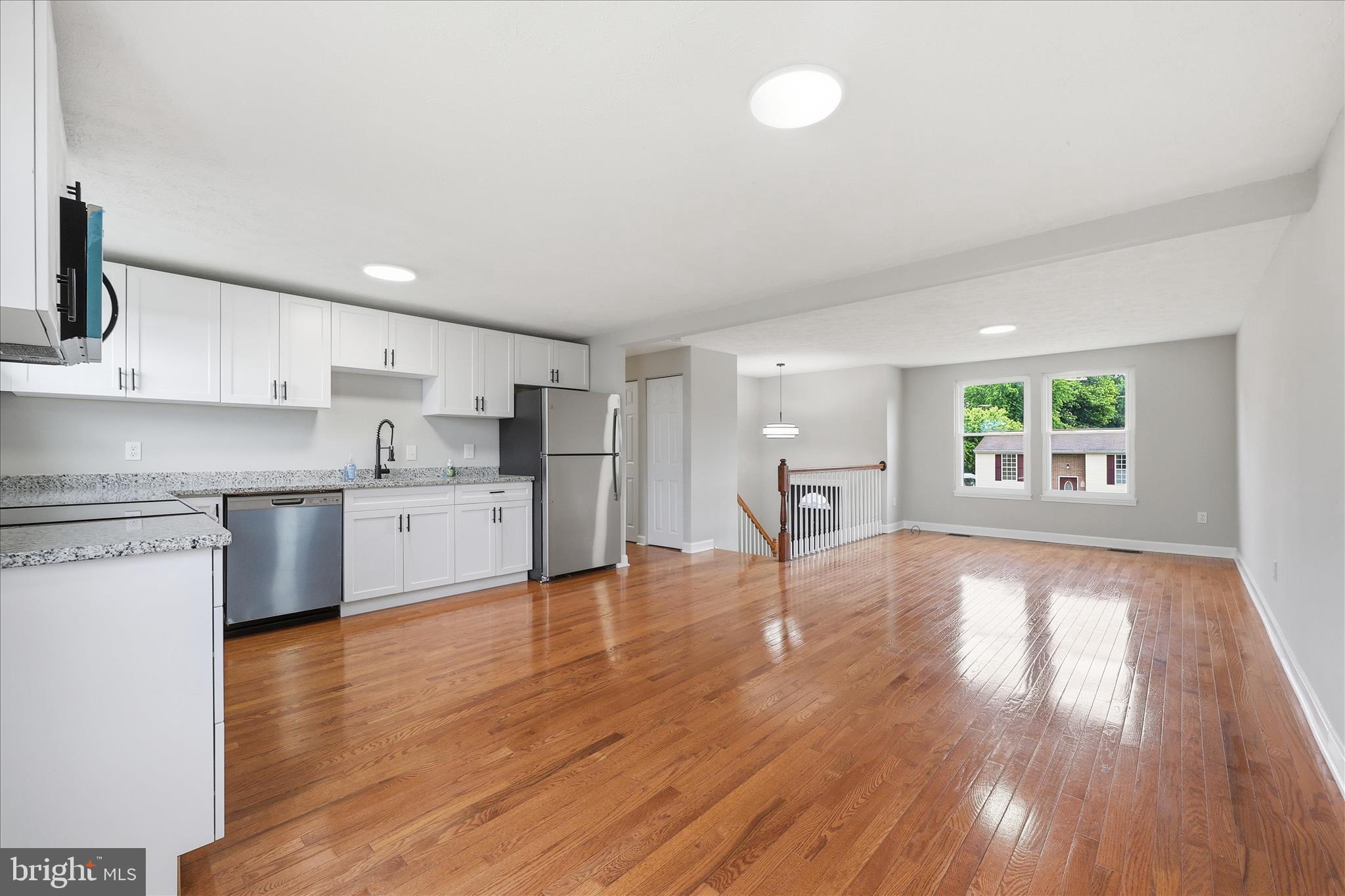 BRUNSWICK - Residential