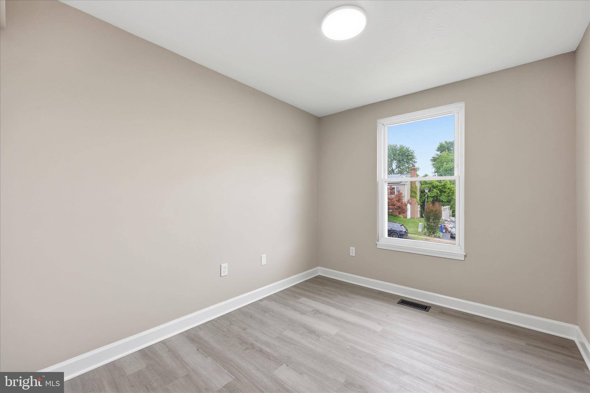 BRUNSWICK - Residential