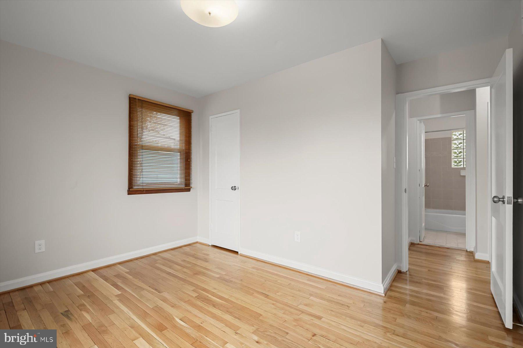 CHESTNUT HILLS - Residential
