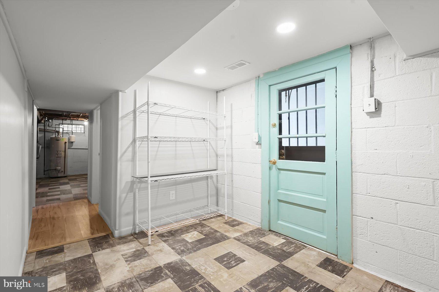 CHESTNUT HILLS - Residential