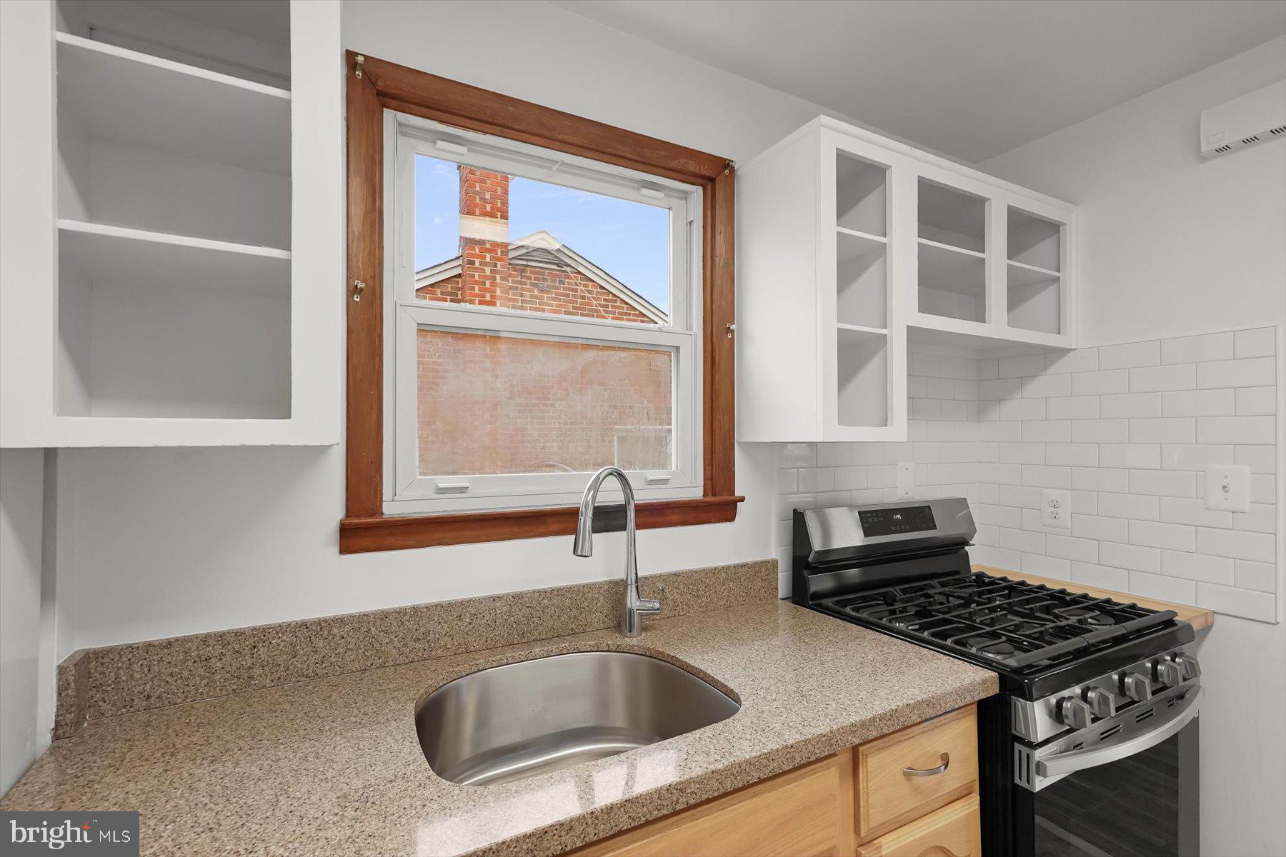 CHESTNUT HILLS - Residential