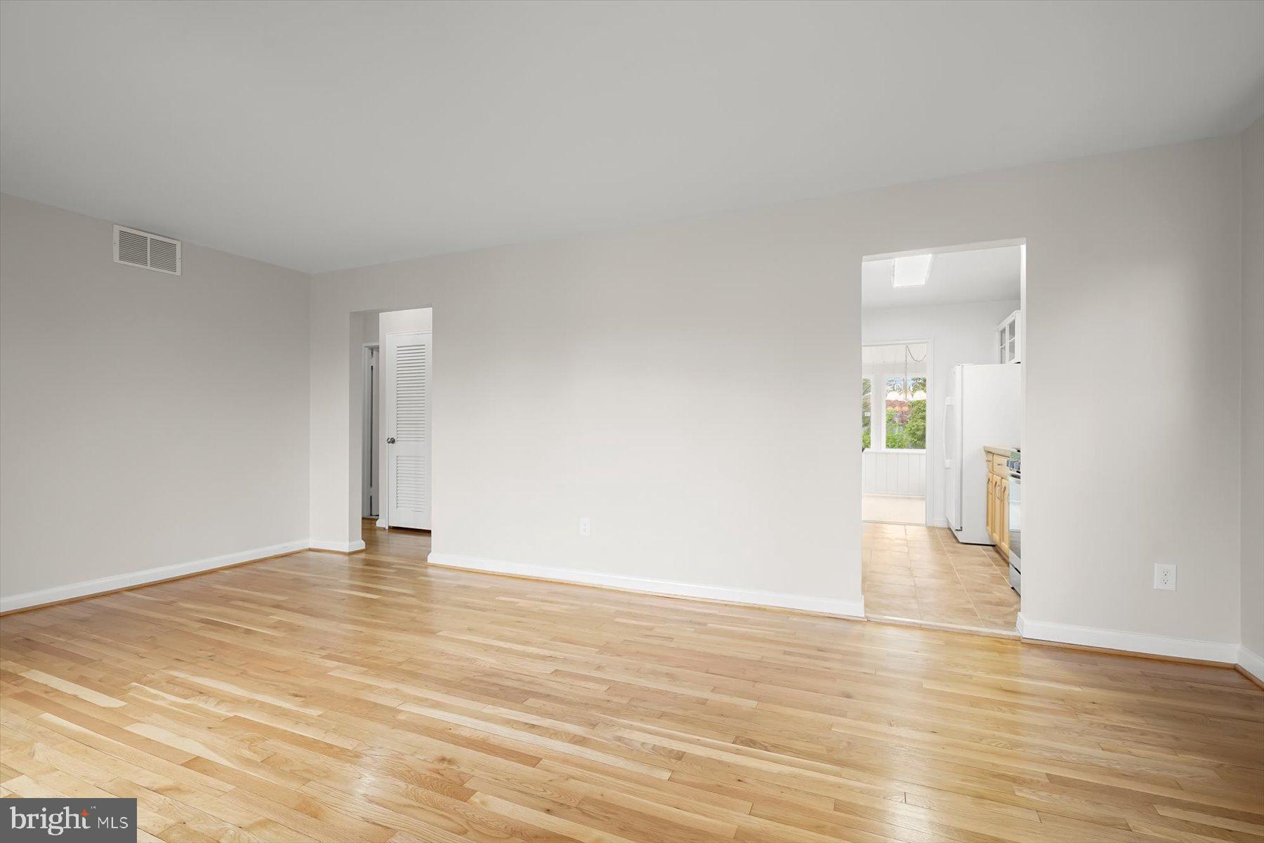 CHESTNUT HILLS - Residential