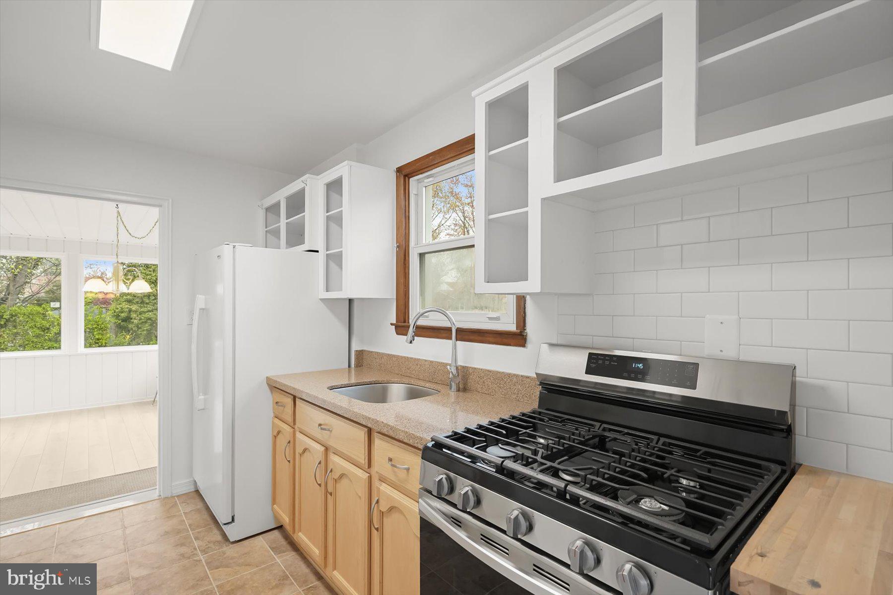 CHESTNUT HILLS - Residential