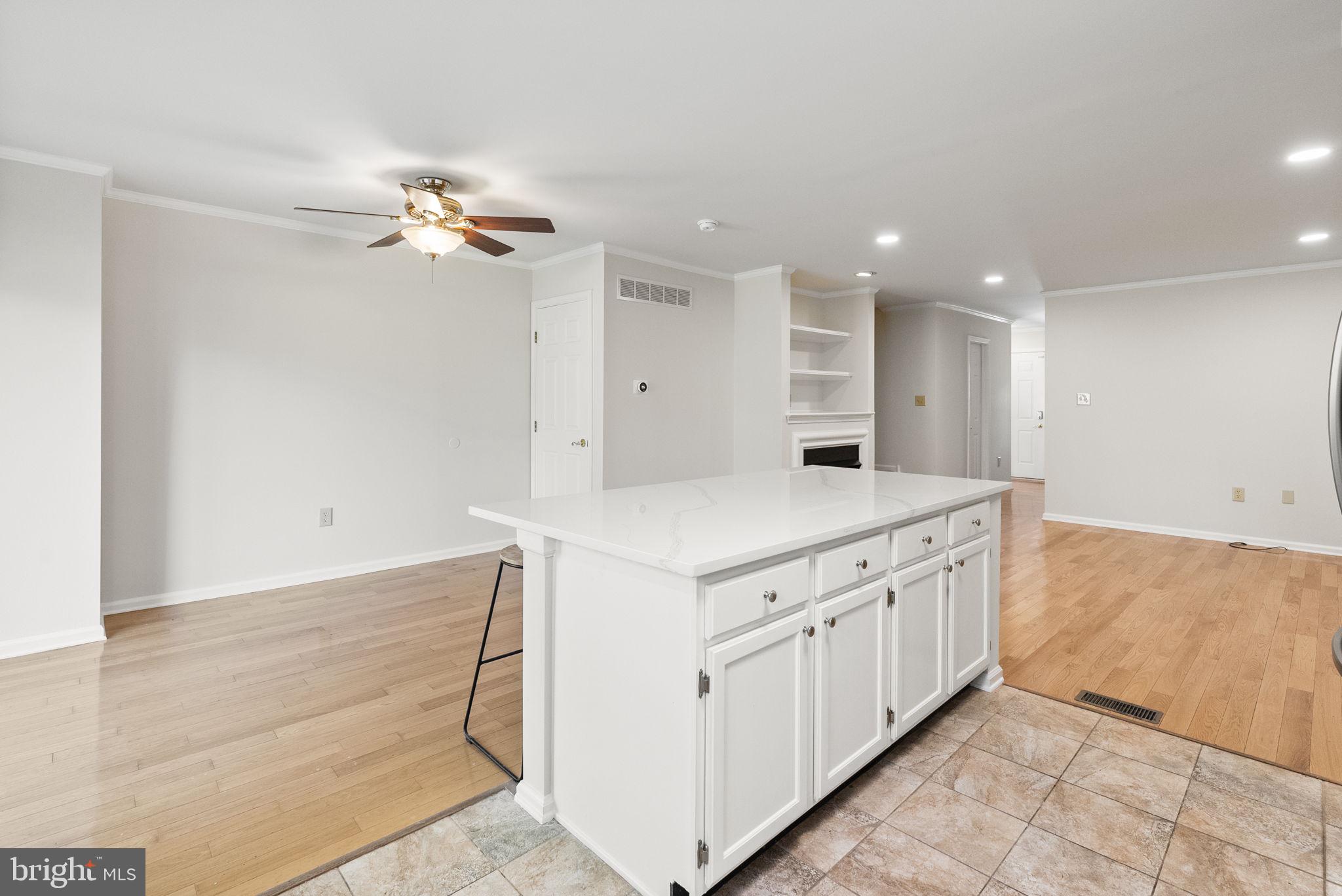 HAMILTON CT - Residential