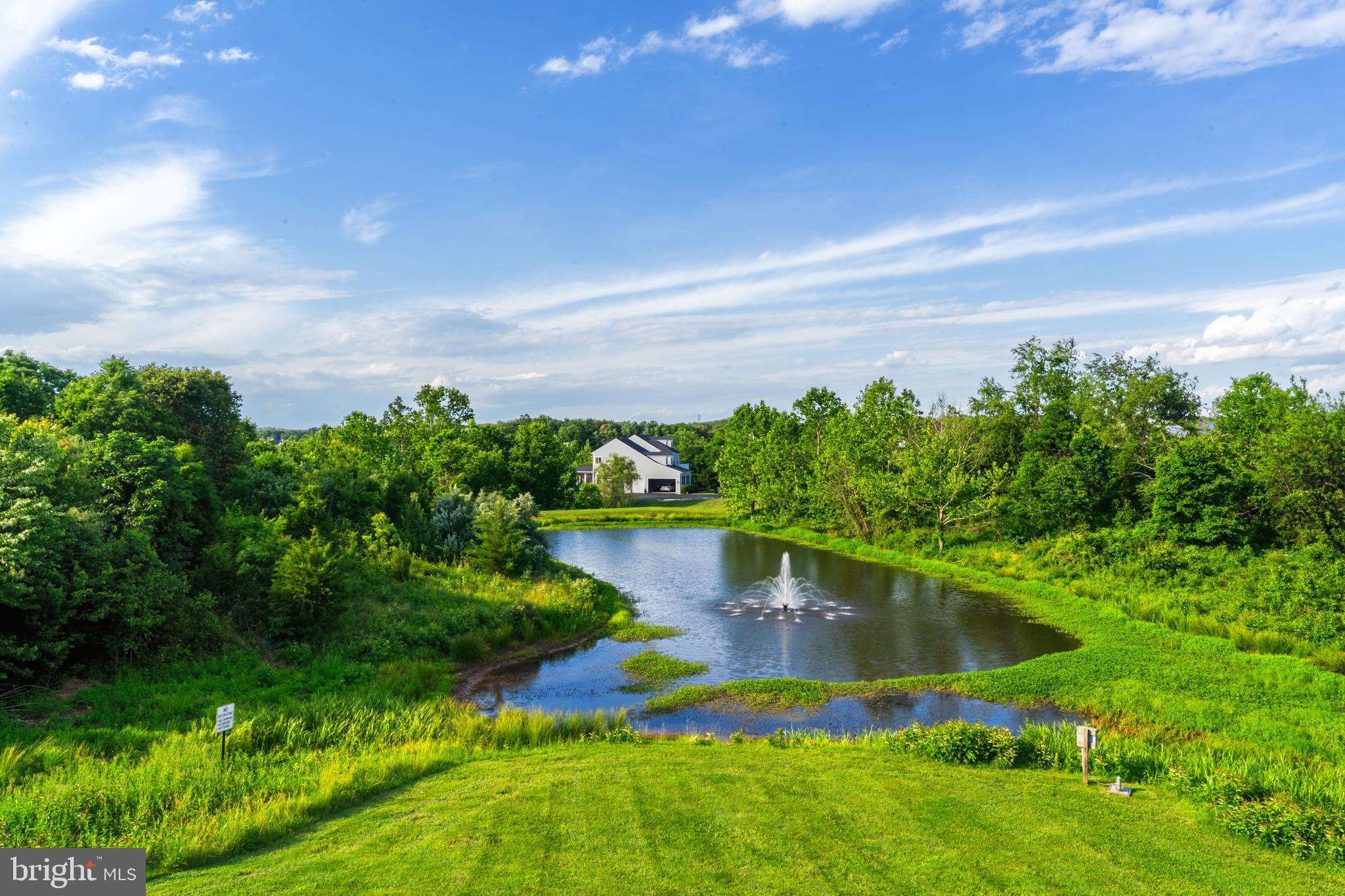 HUNTLEIGH AT CREIGHTON FARMS - Residential