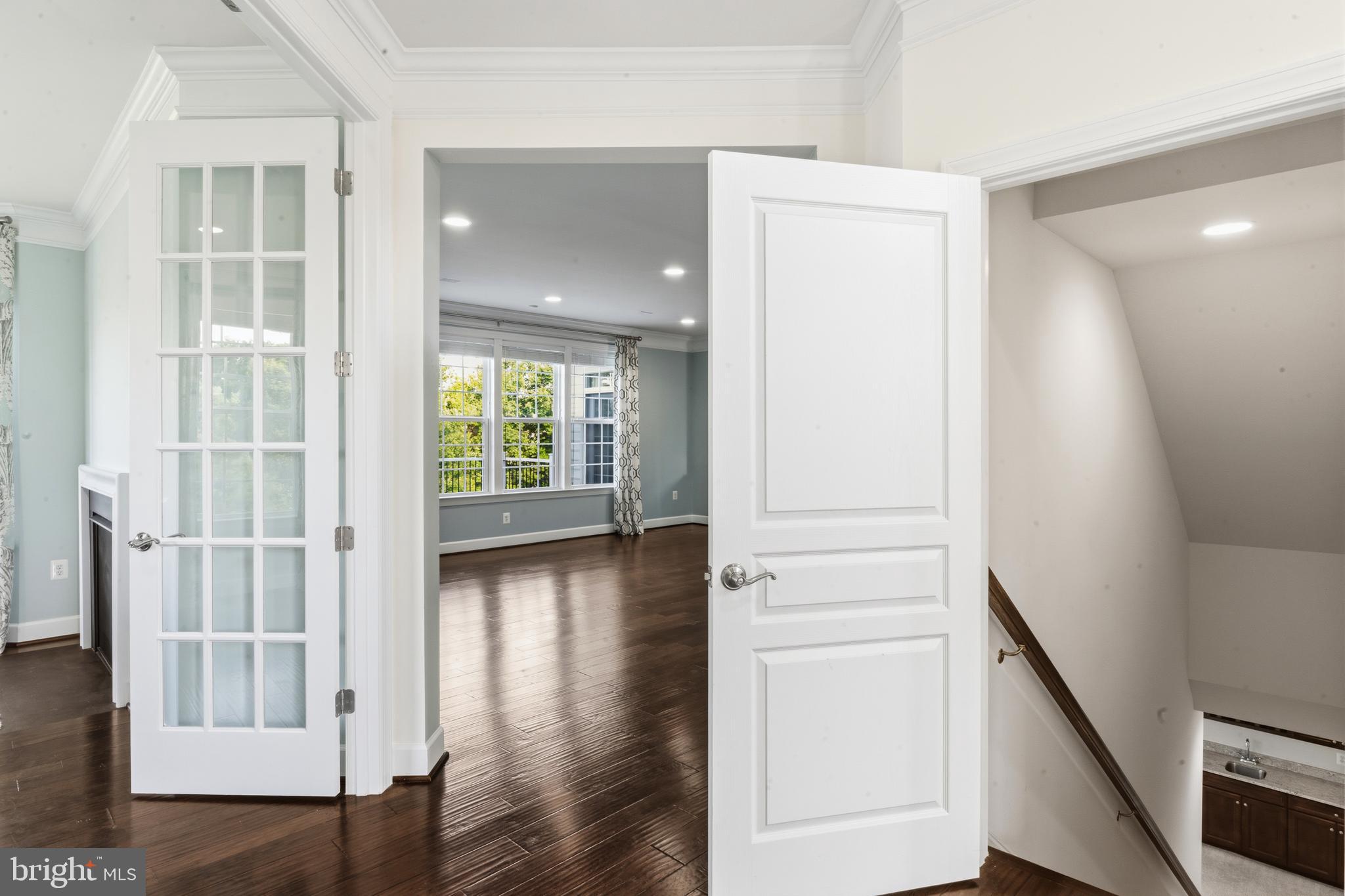 HUNTLEIGH AT CREIGHTON FARMS - Residential