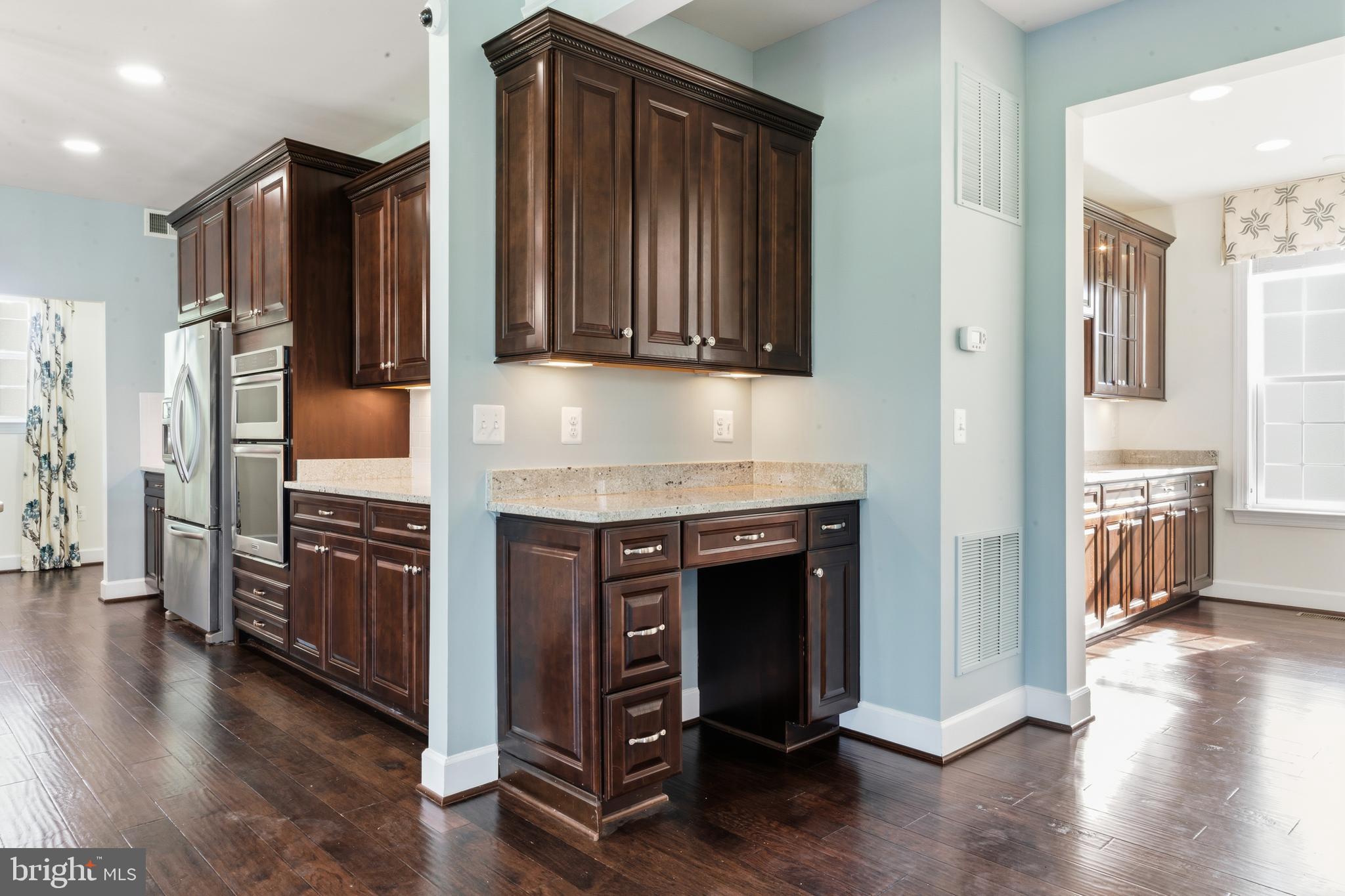 HUNTLEIGH AT CREIGHTON FARMS - Residential