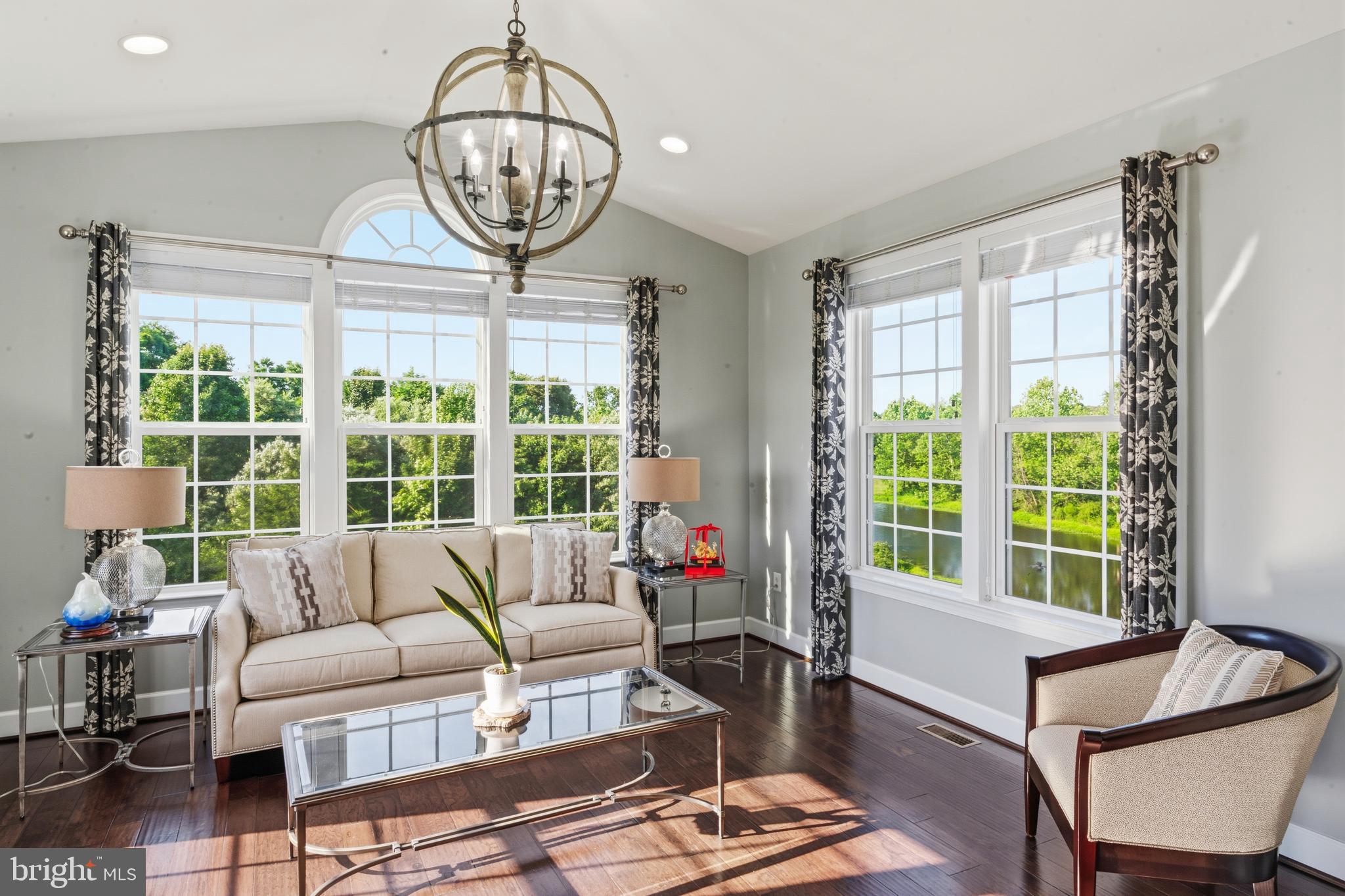 HUNTLEIGH AT CREIGHTON FARMS - Residential