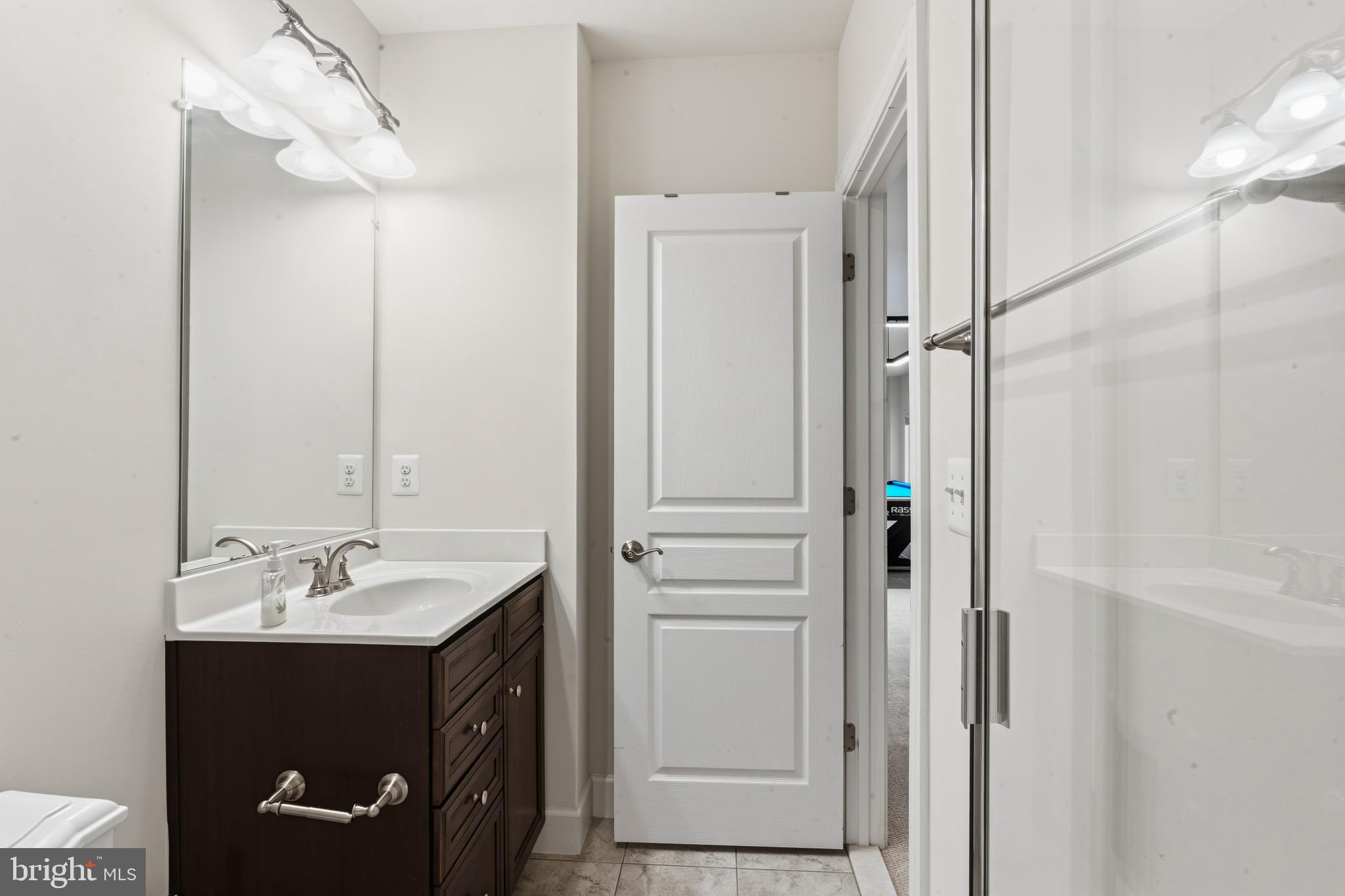 HUNTLEIGH AT CREIGHTON FARMS - Residential