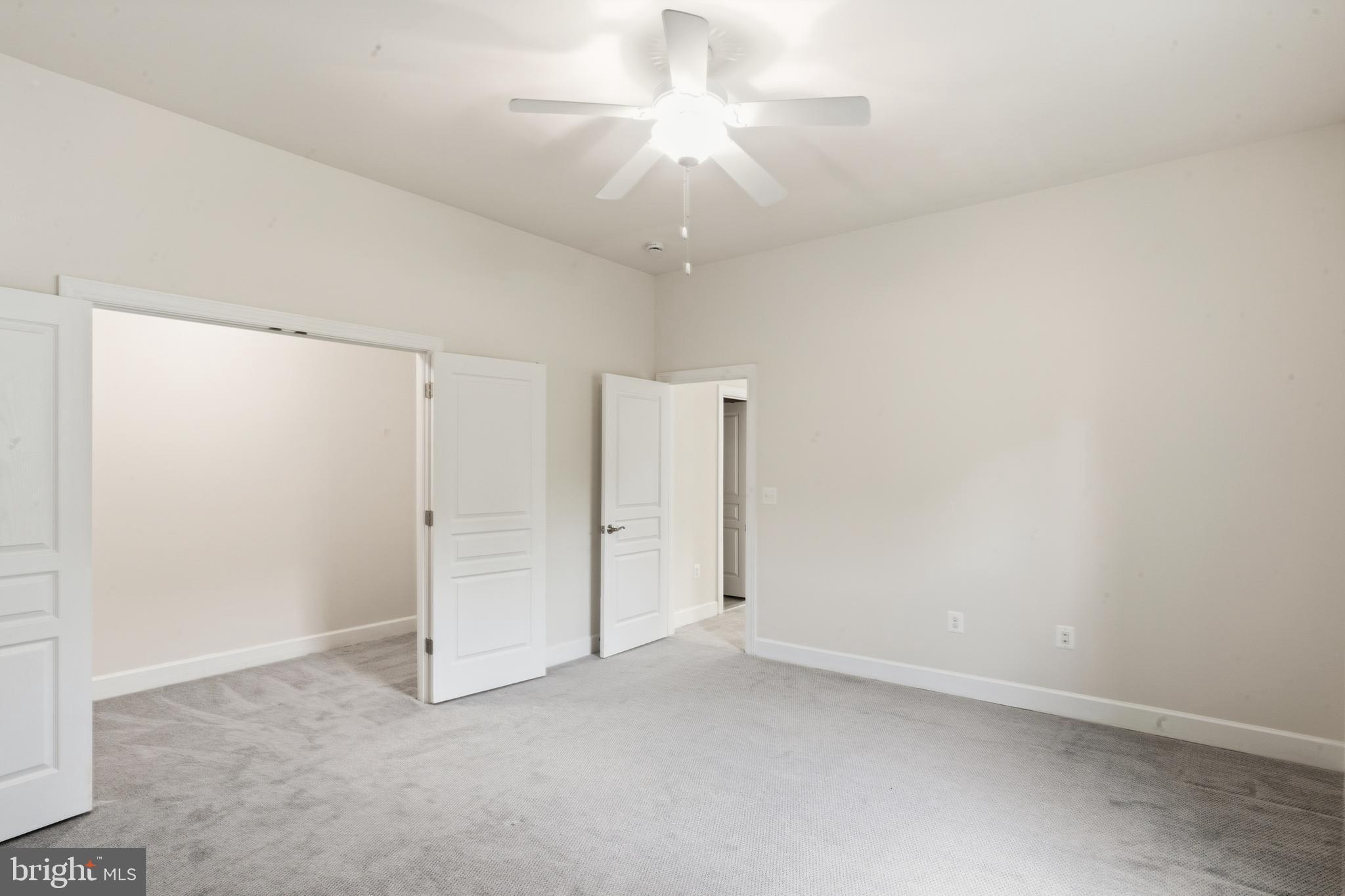 HUNTLEIGH AT CREIGHTON FARMS - Residential