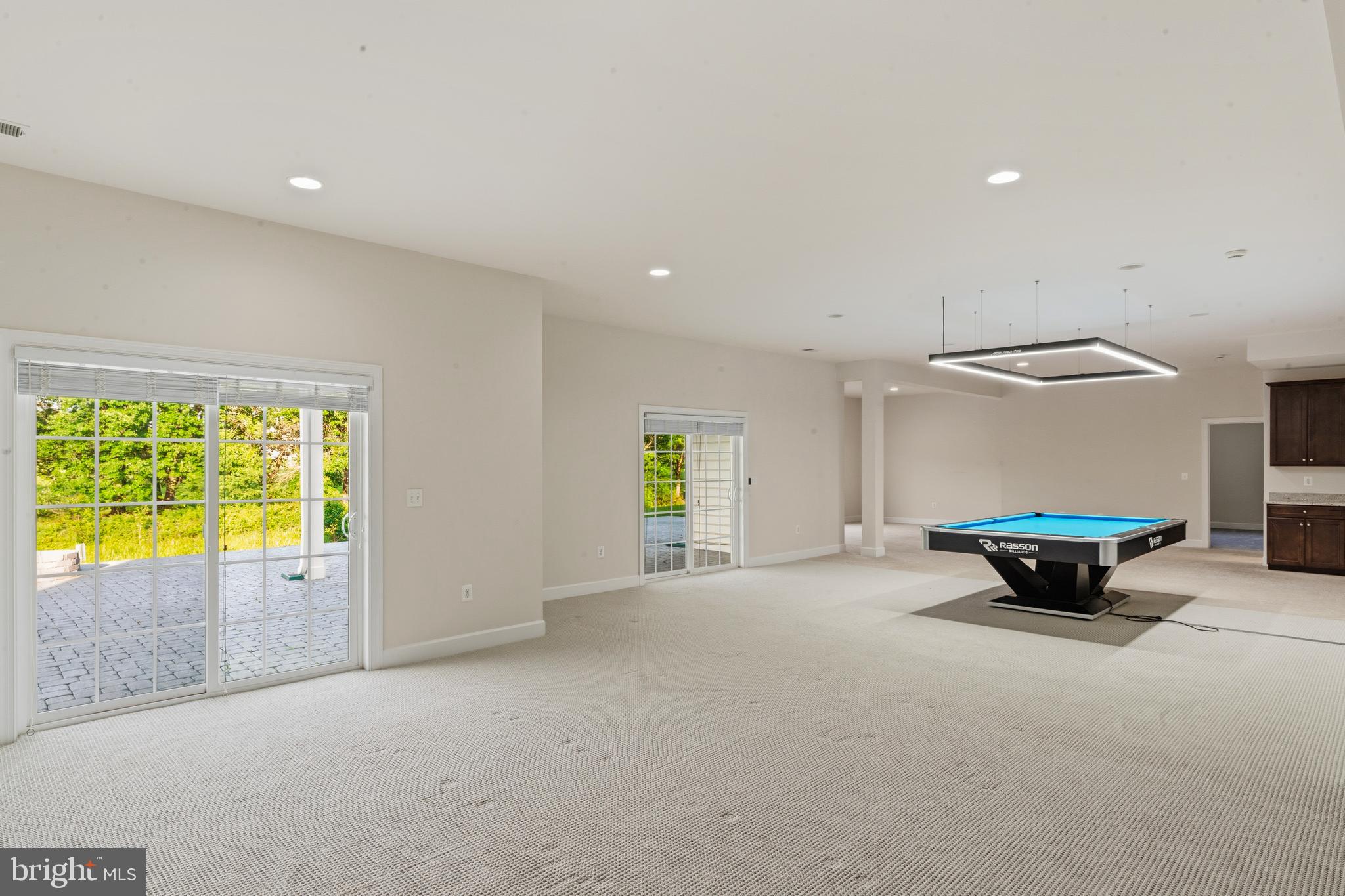 HUNTLEIGH AT CREIGHTON FARMS - Residential
