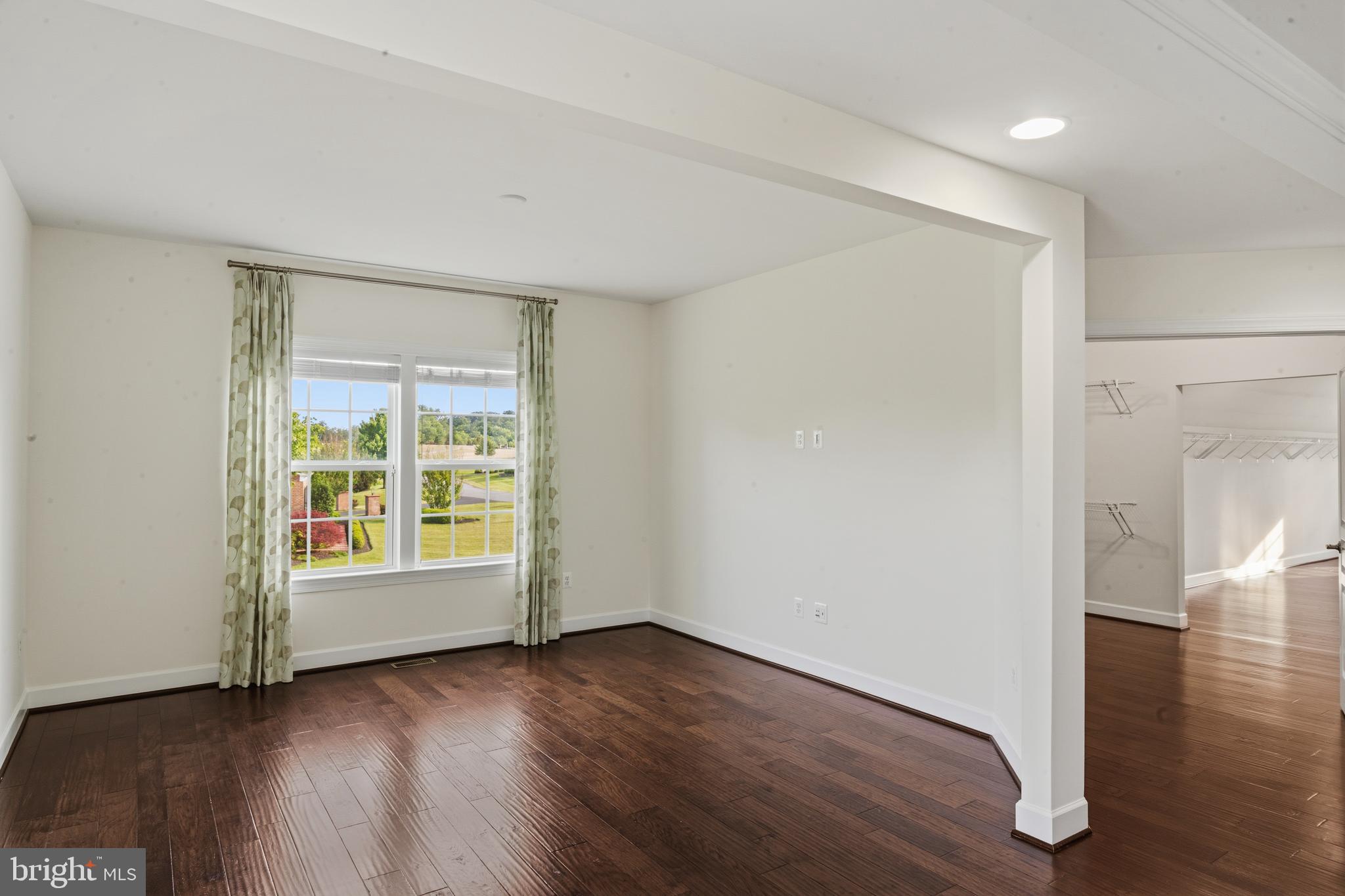HUNTLEIGH AT CREIGHTON FARMS - Residential