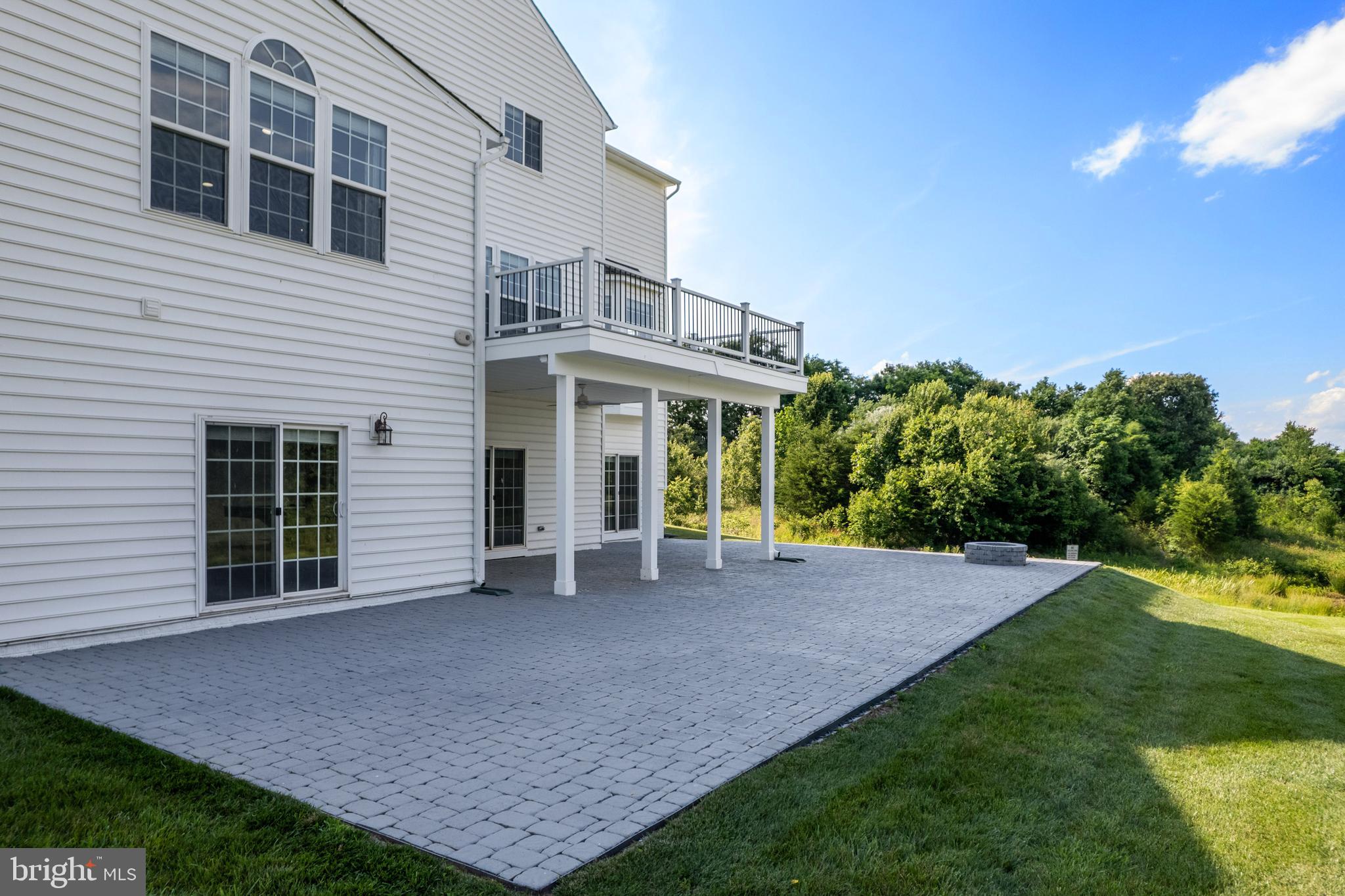 HUNTLEIGH AT CREIGHTON FARMS - Residential