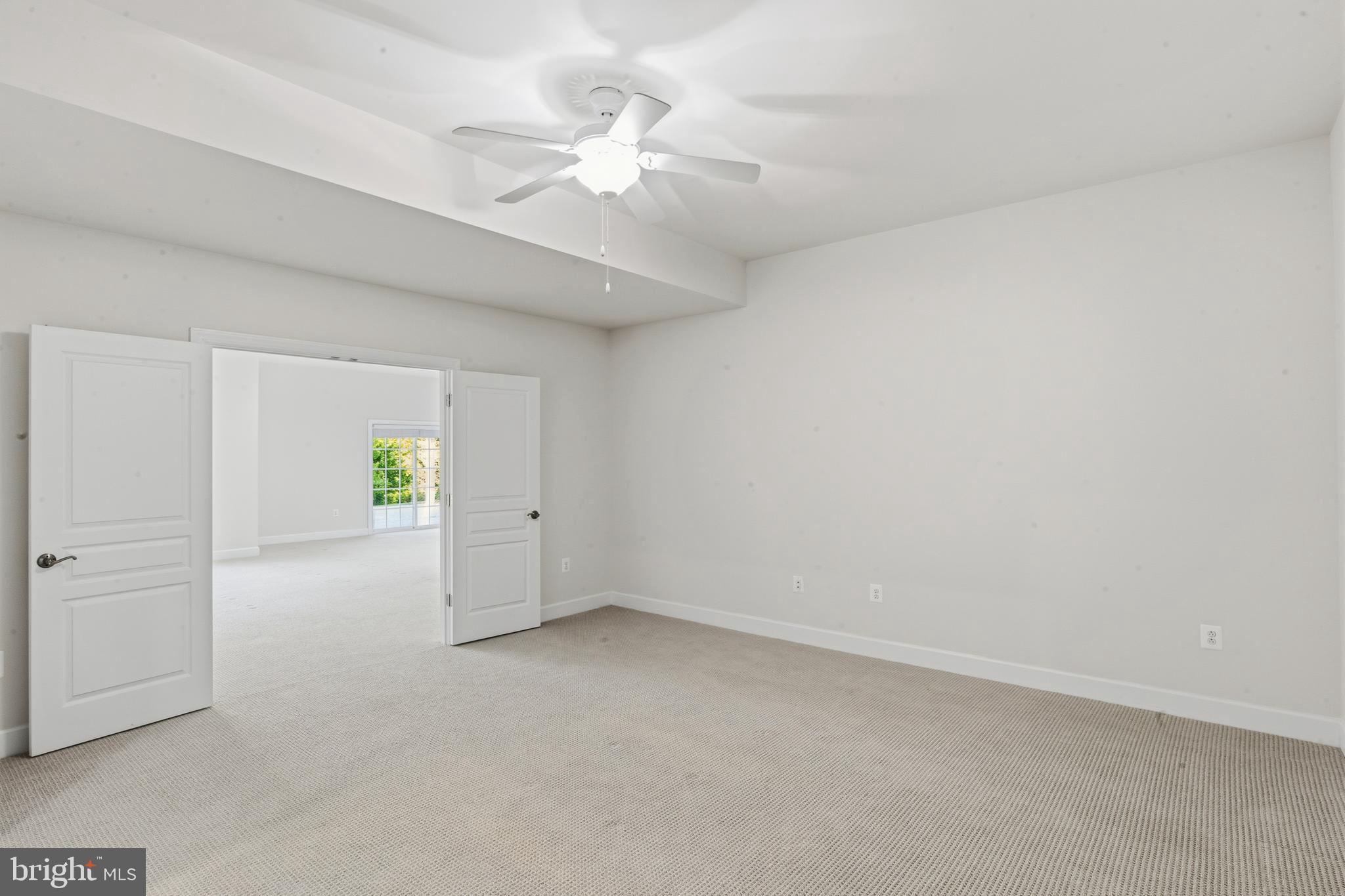 HUNTLEIGH AT CREIGHTON FARMS - Residential