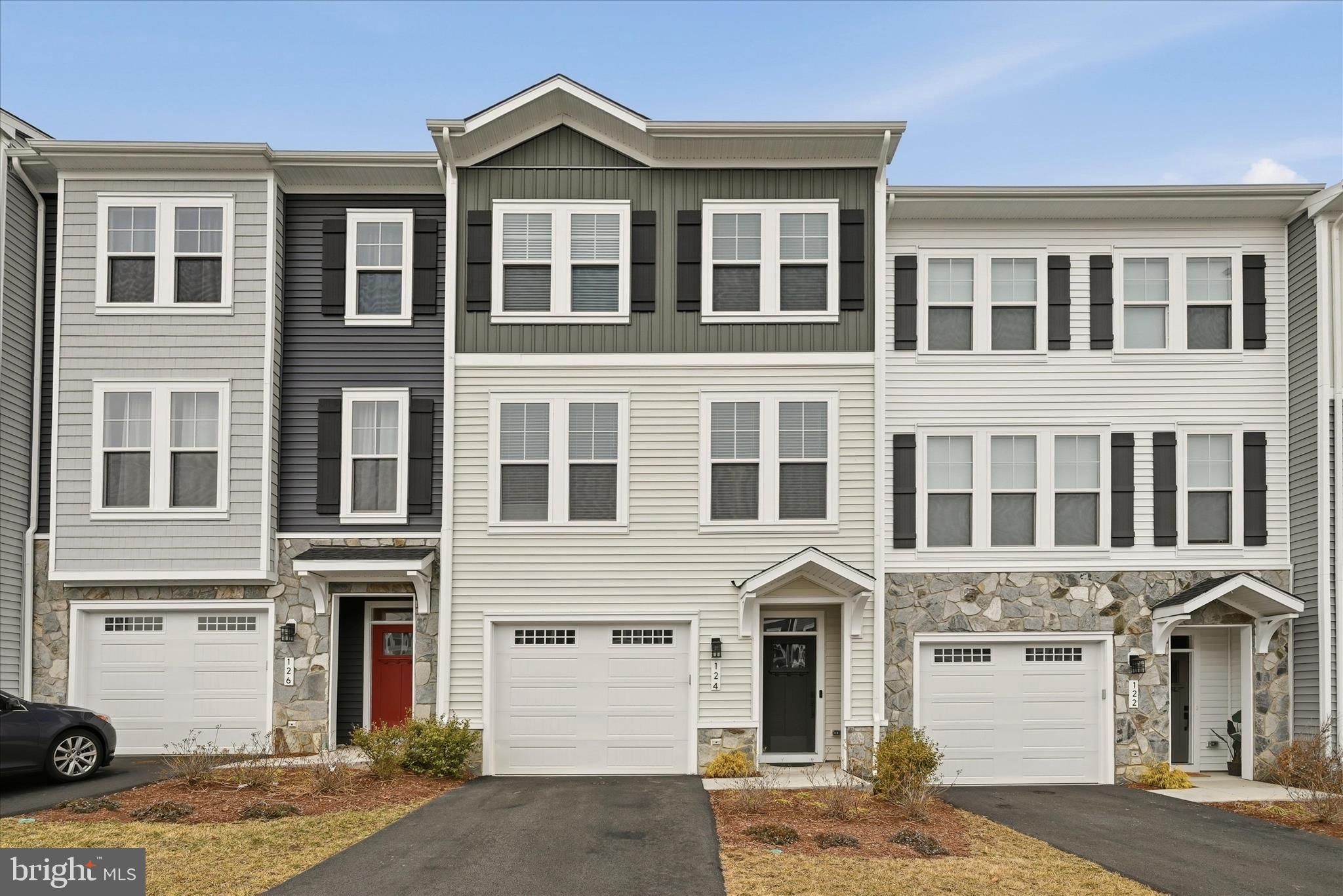 LAKE FREDERICK - Residential