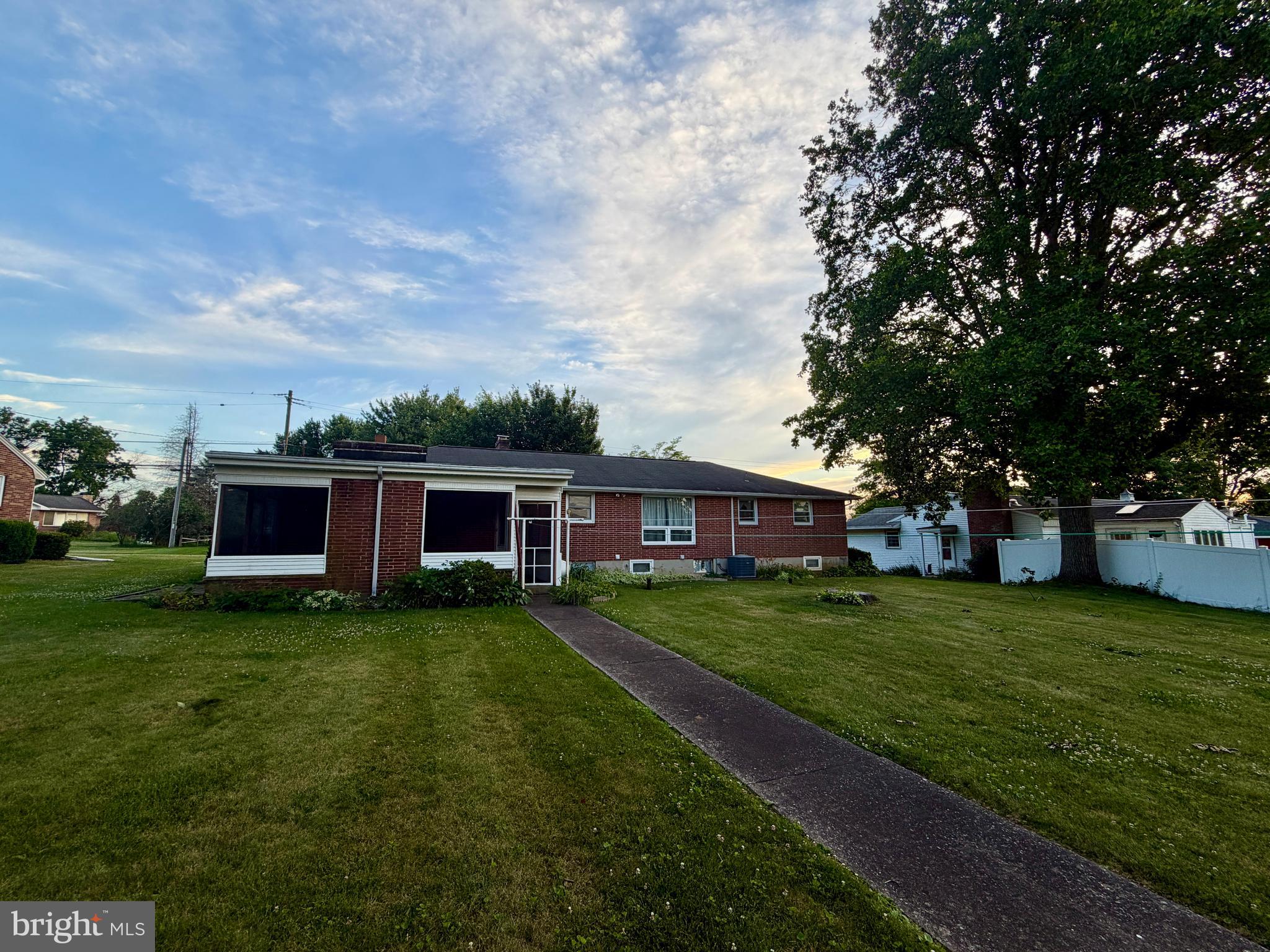 AVON AREA - Residential