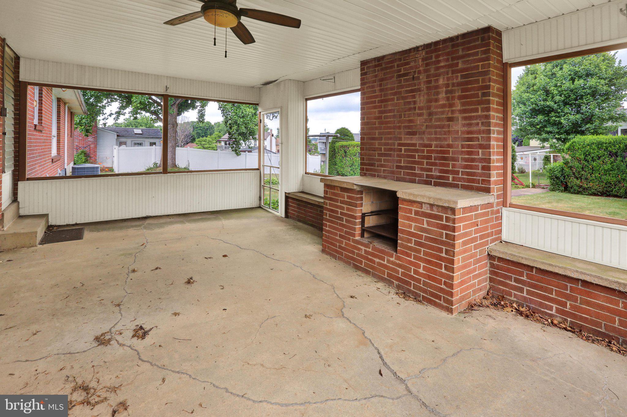 AVON AREA - Residential