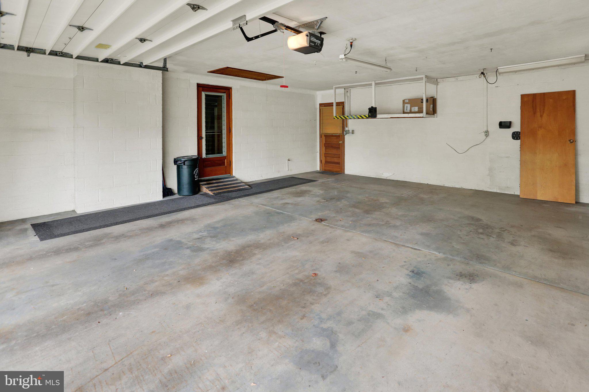 AVON AREA - Residential