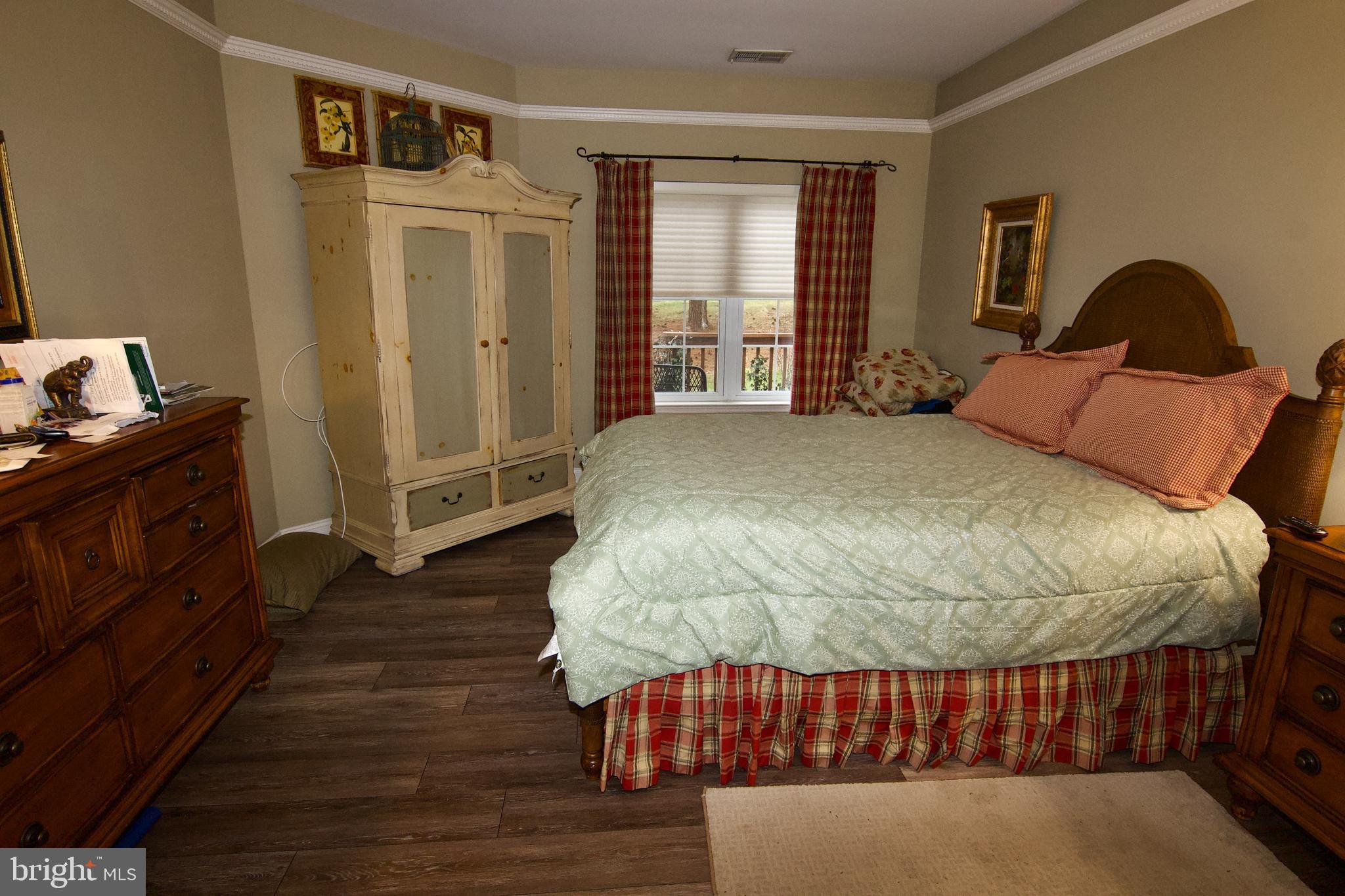 SPRING RIDGE - Residential