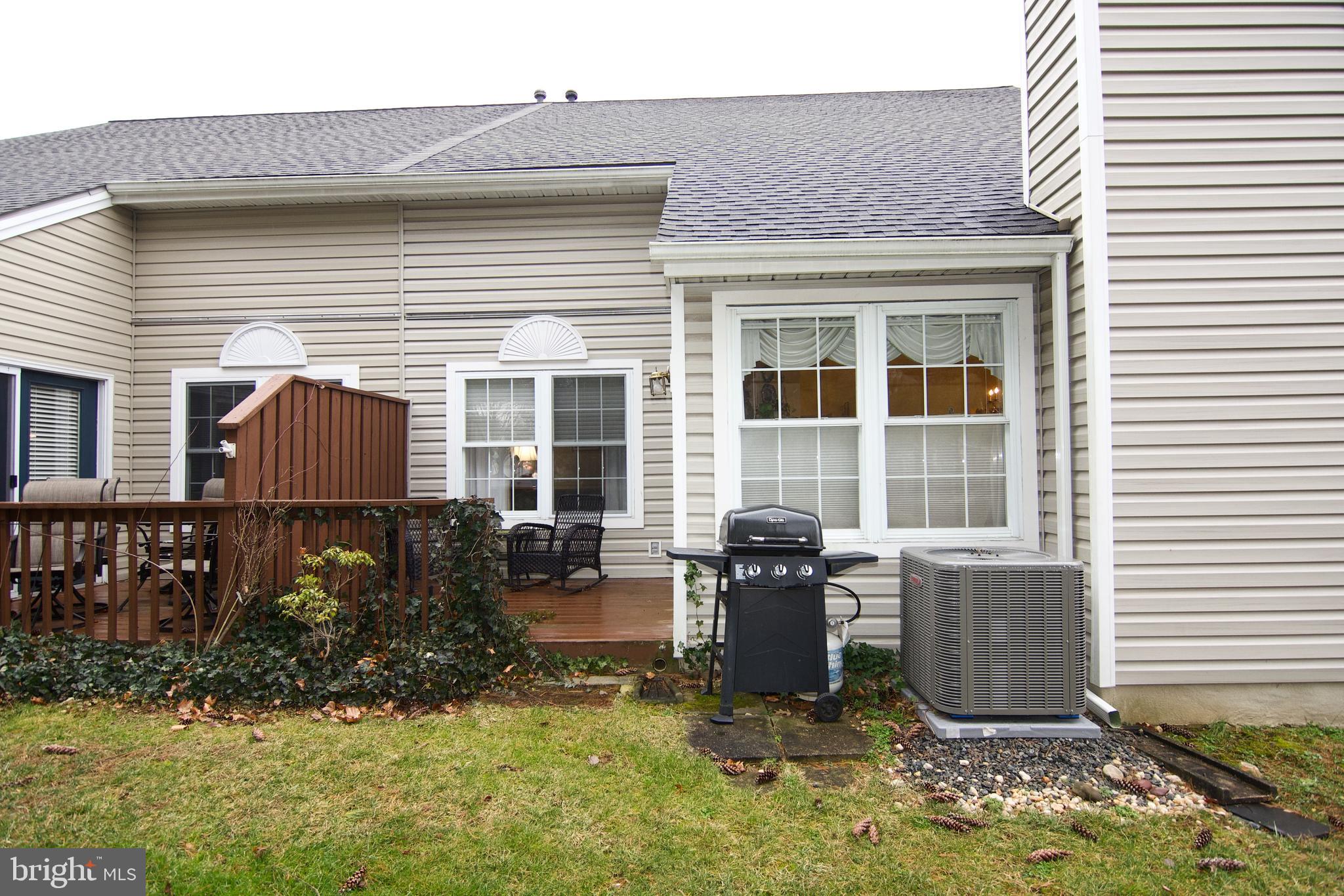 SPRING RIDGE - Residential