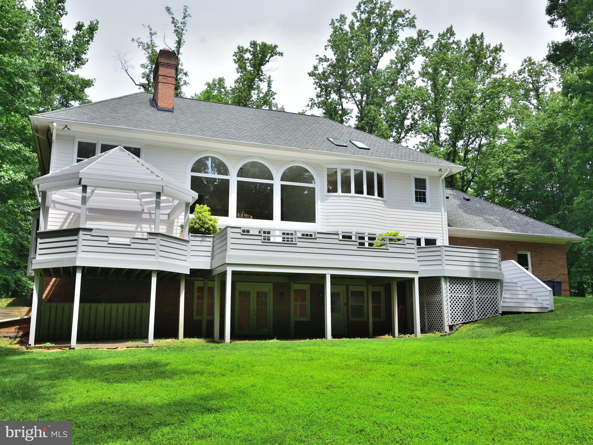FALCONHURST - Residential