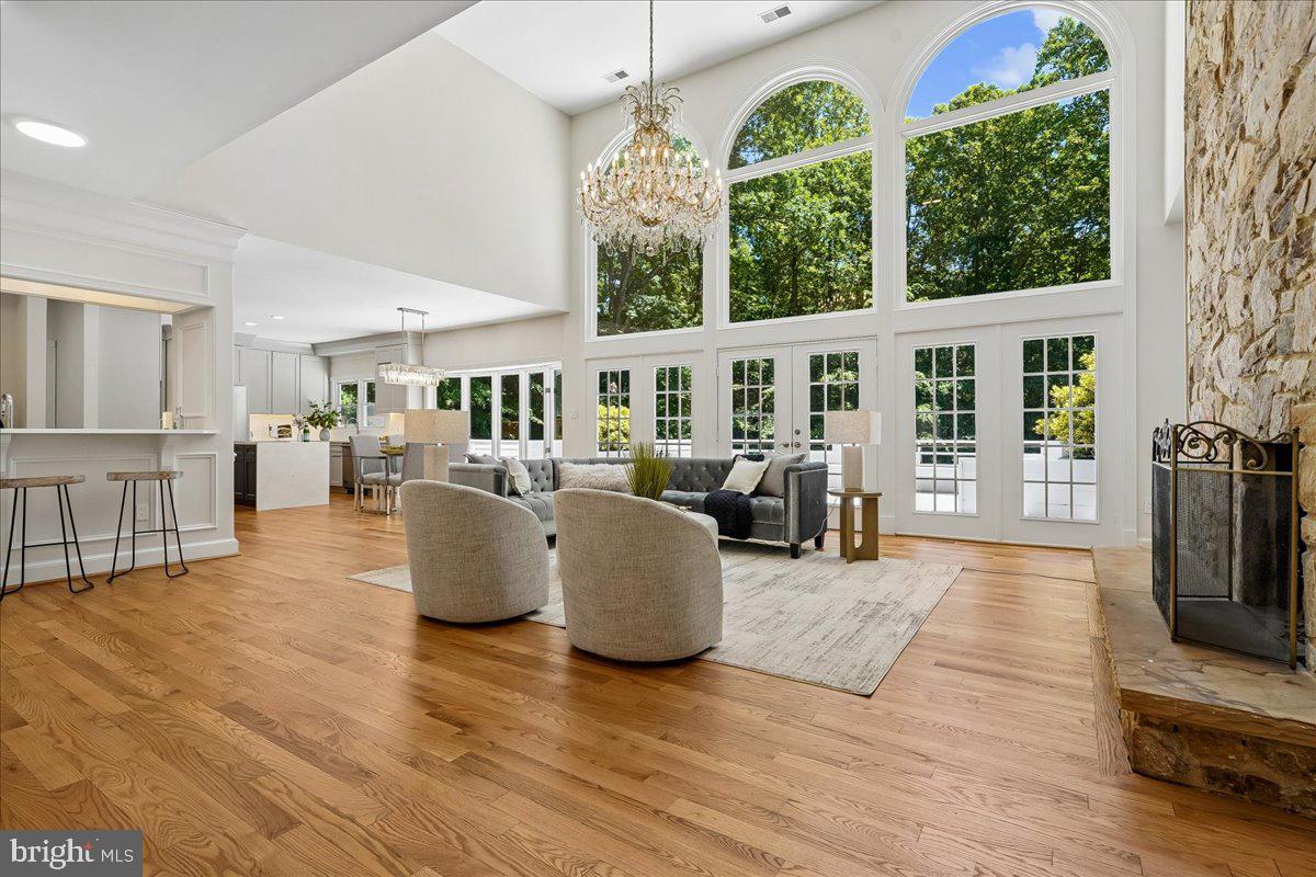 FALCONHURST - Residential