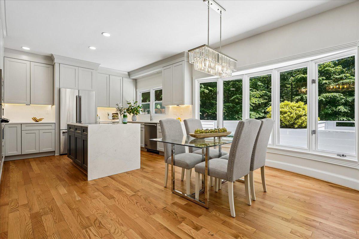 FALCONHURST - Residential