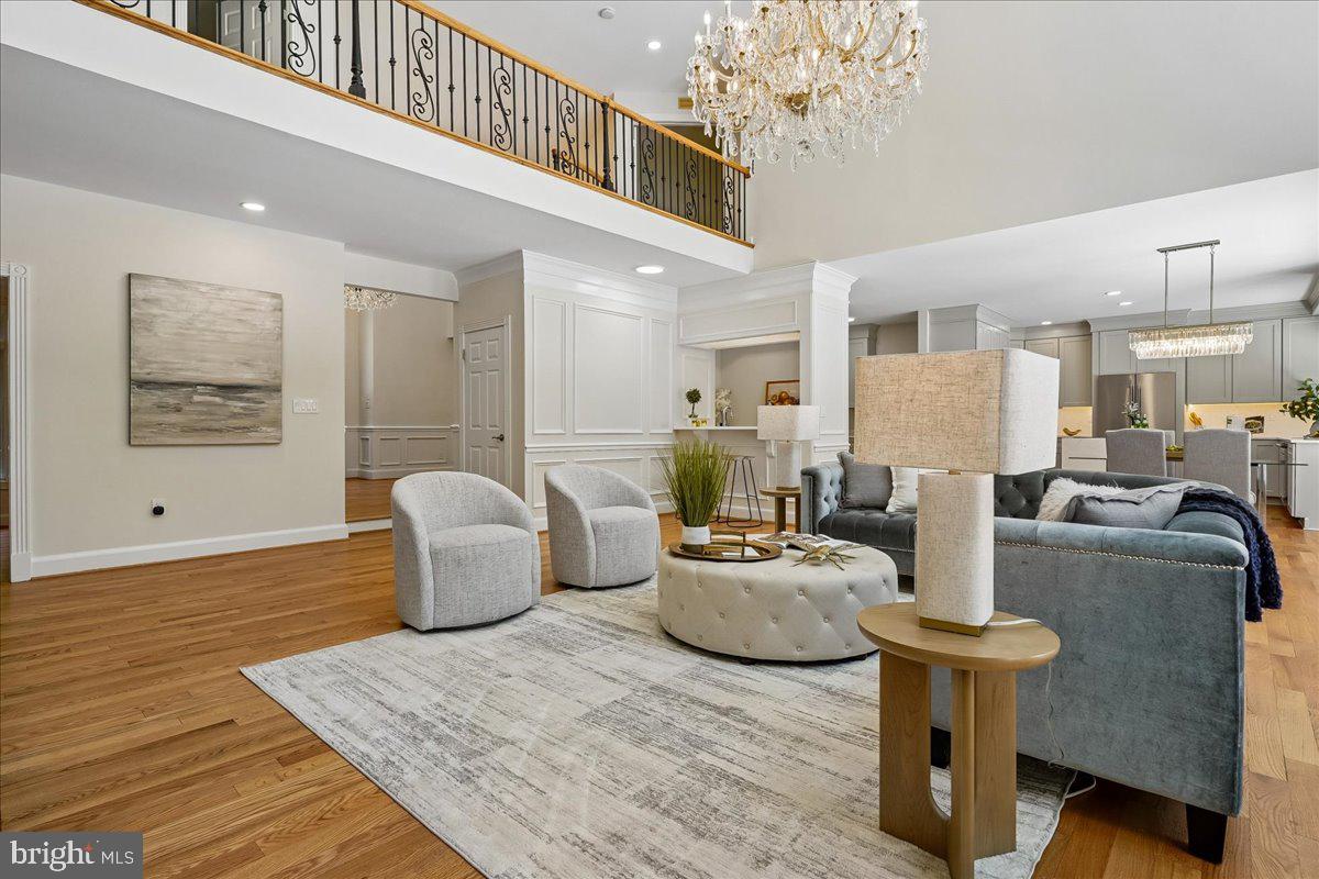 FALCONHURST - Residential