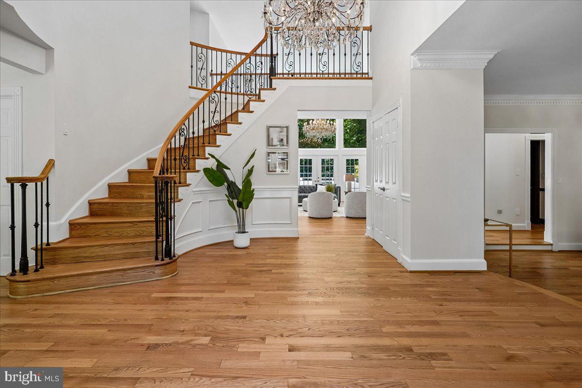 FALCONHURST - Residential