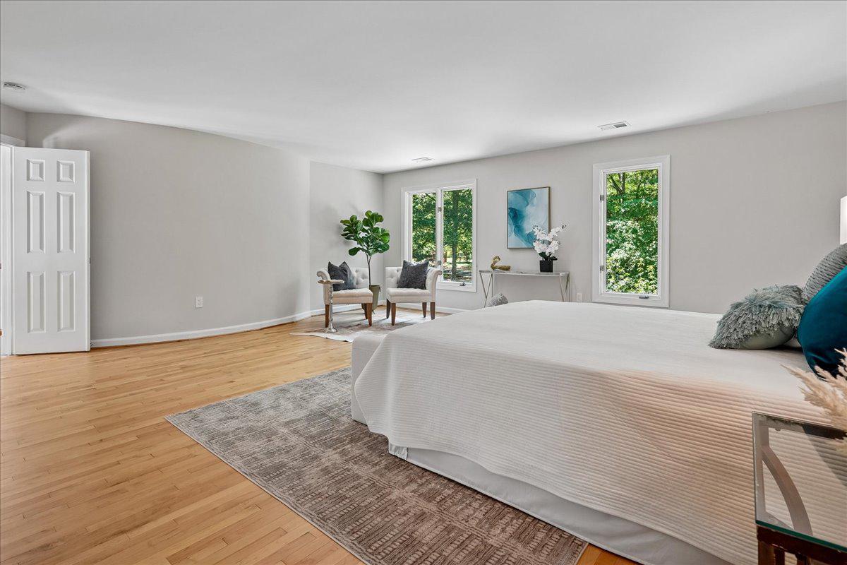 FALCONHURST - Residential