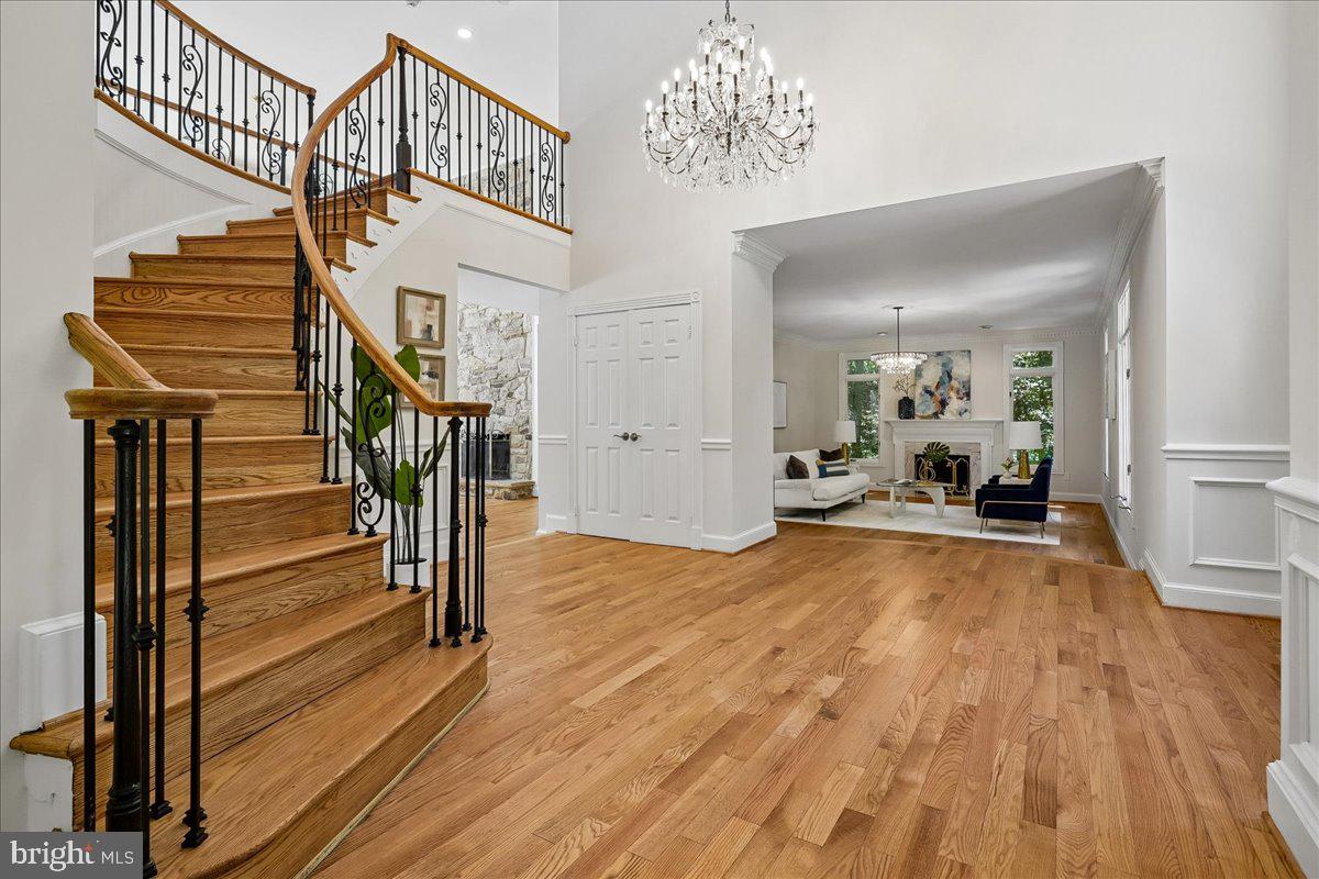 FALCONHURST - Residential