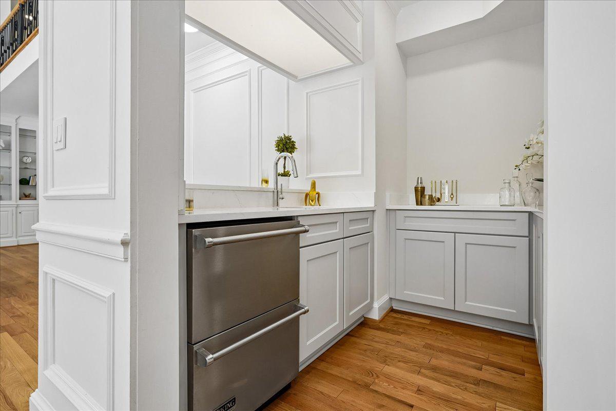 FALCONHURST - Residential
