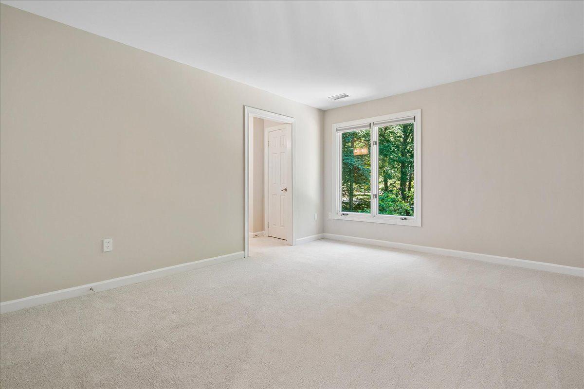 FALCONHURST - Residential