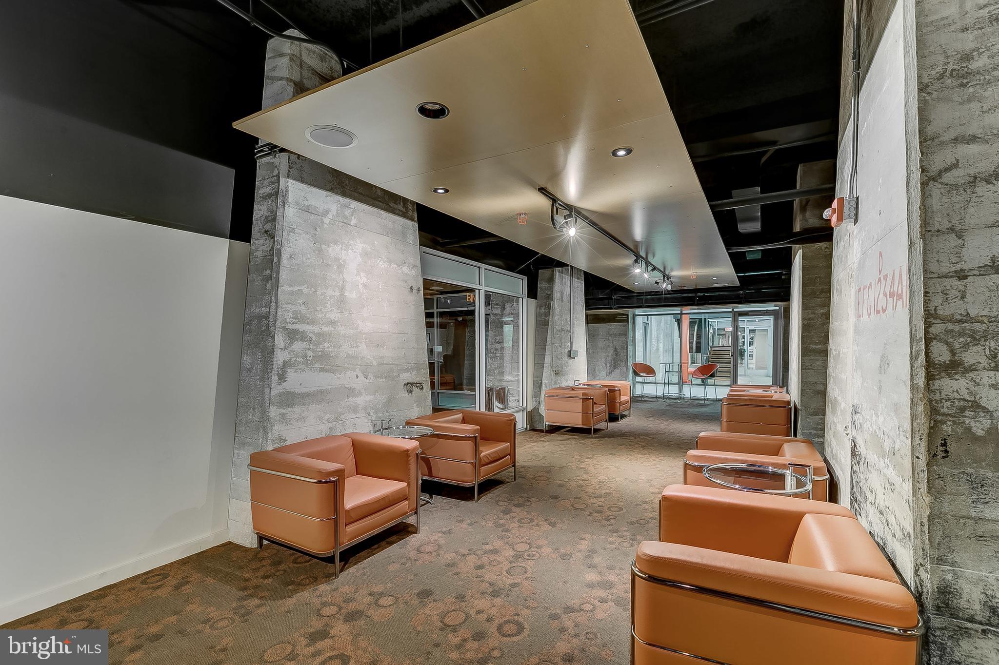 LOCUST POINT - Residential