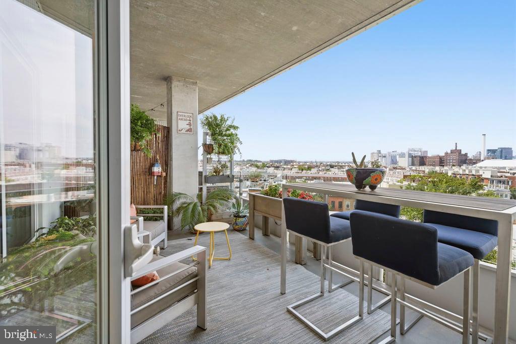 LOCUST POINT - Residential