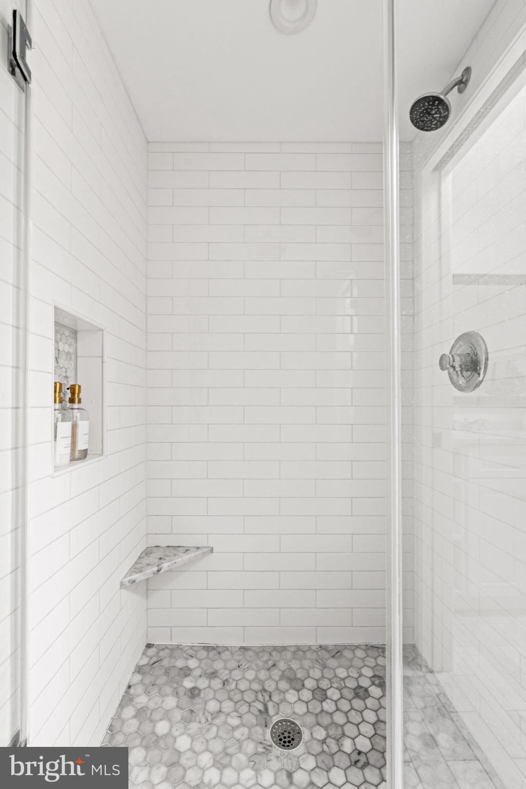 OLD TOWN ALEXANDRIA - Residential