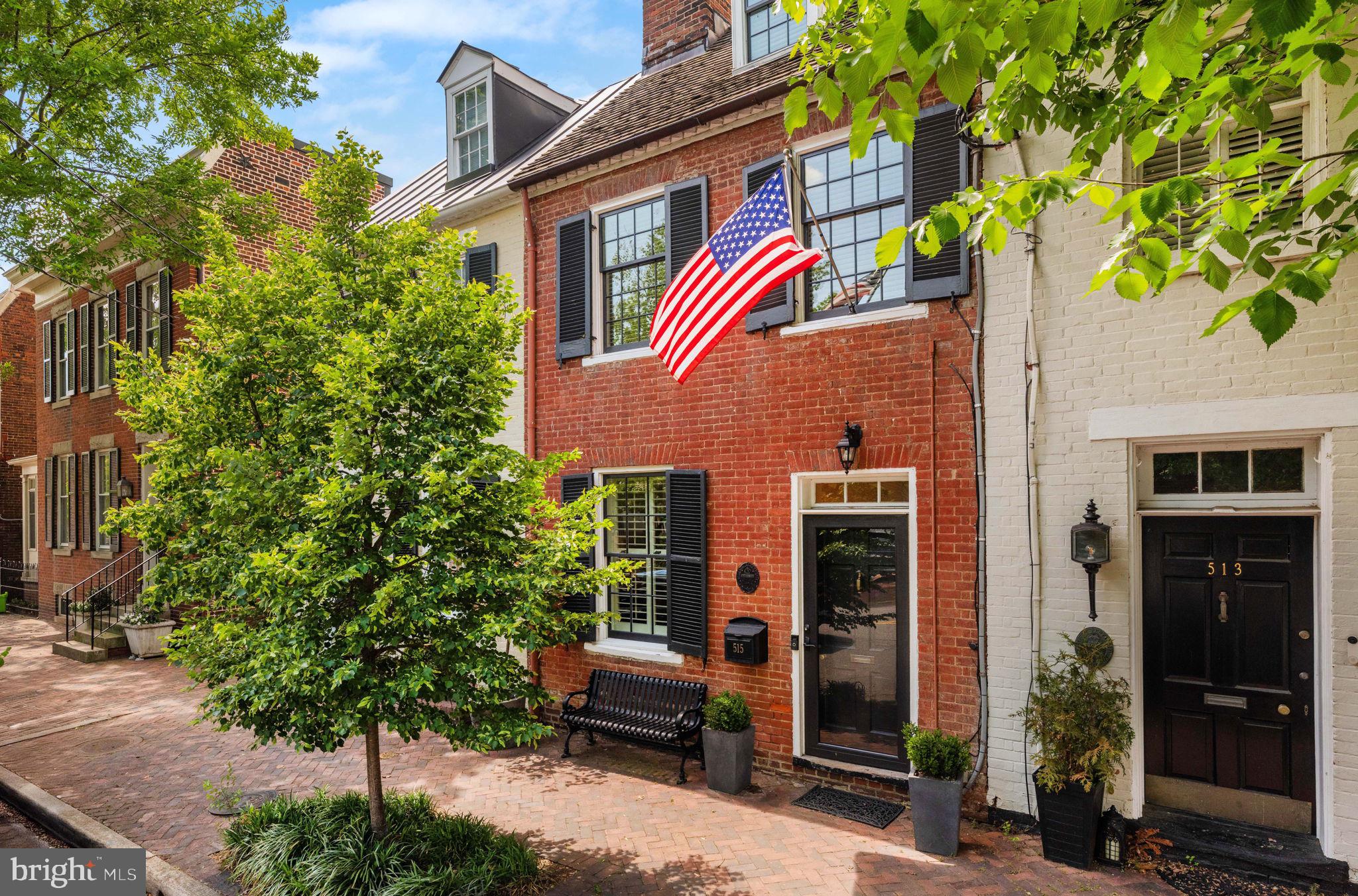 OLD TOWN ALEXANDRIA - Residential