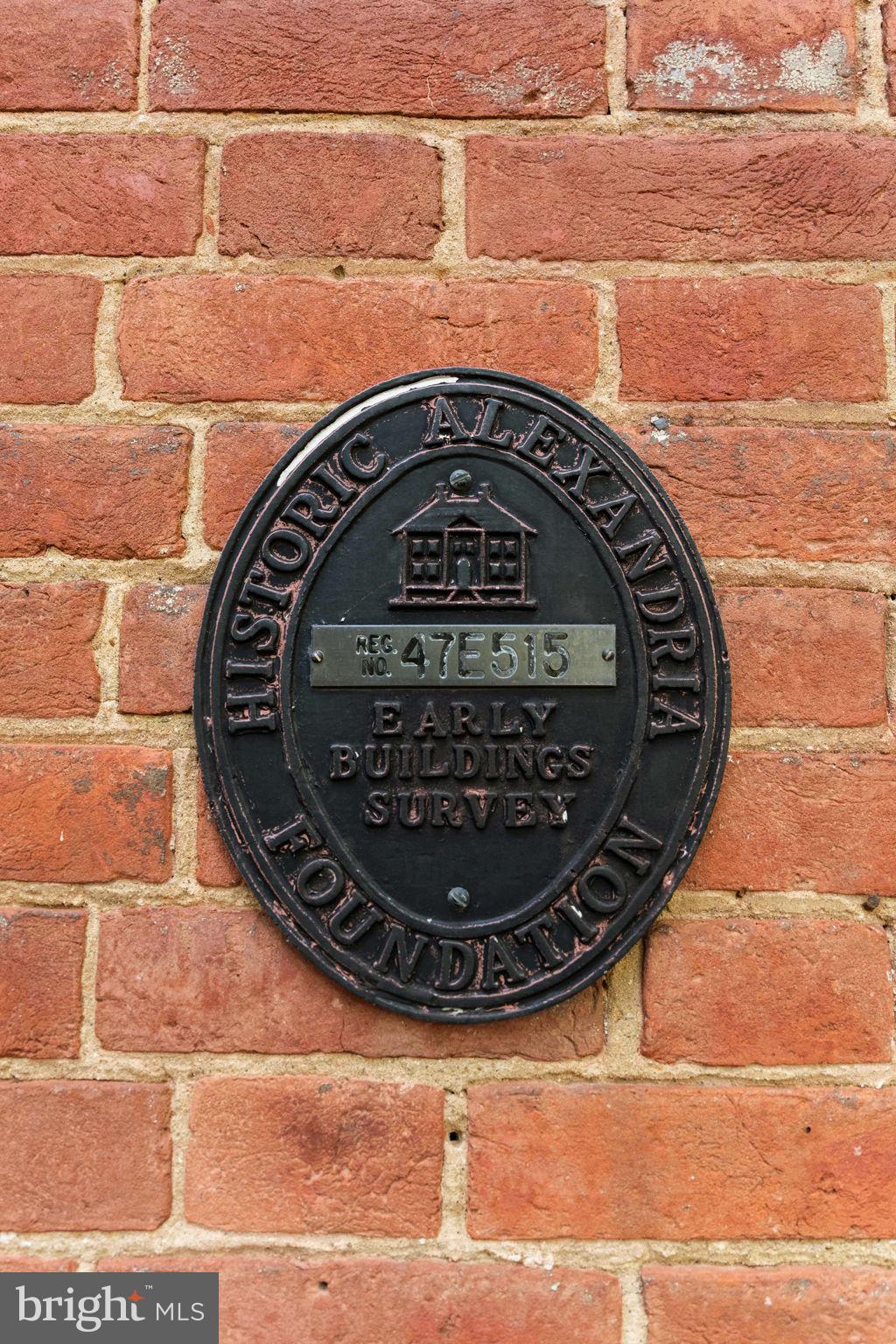 OLD TOWN ALEXANDRIA - Residential