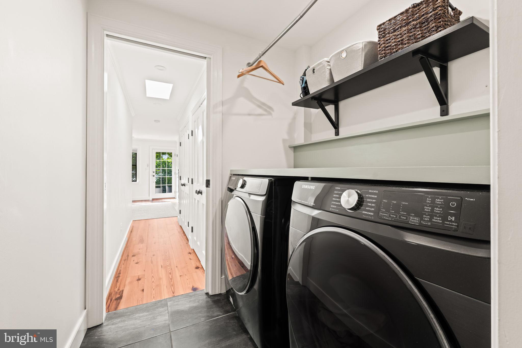 OLD TOWN ALEXANDRIA - Residential