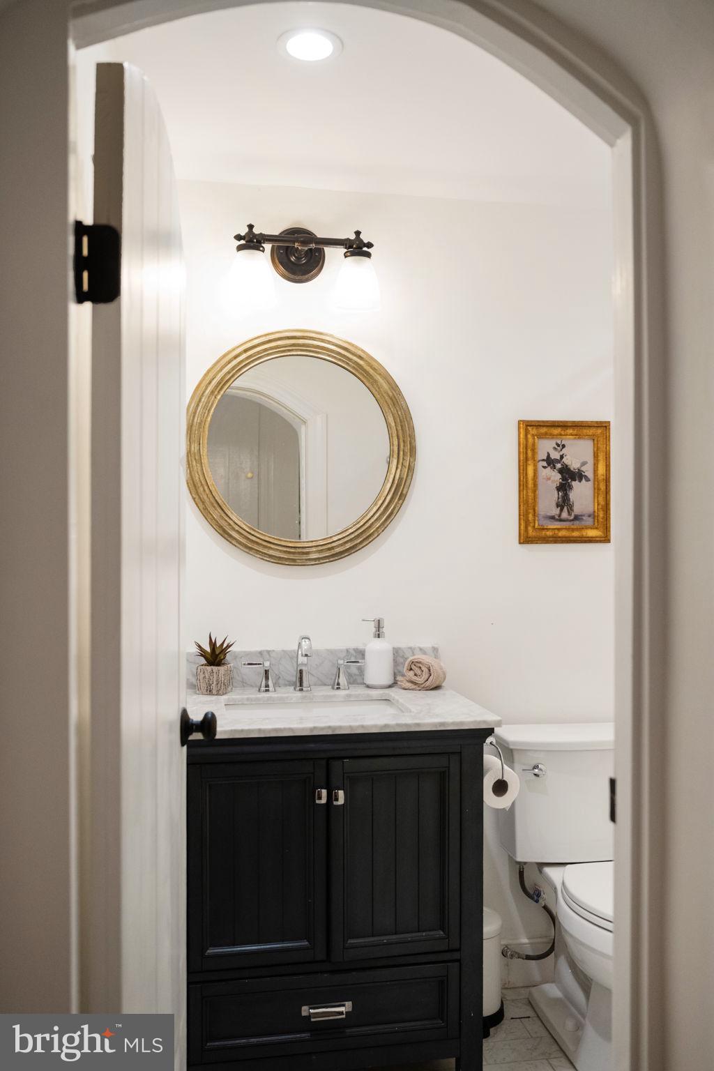OLD TOWN ALEXANDRIA - Residential