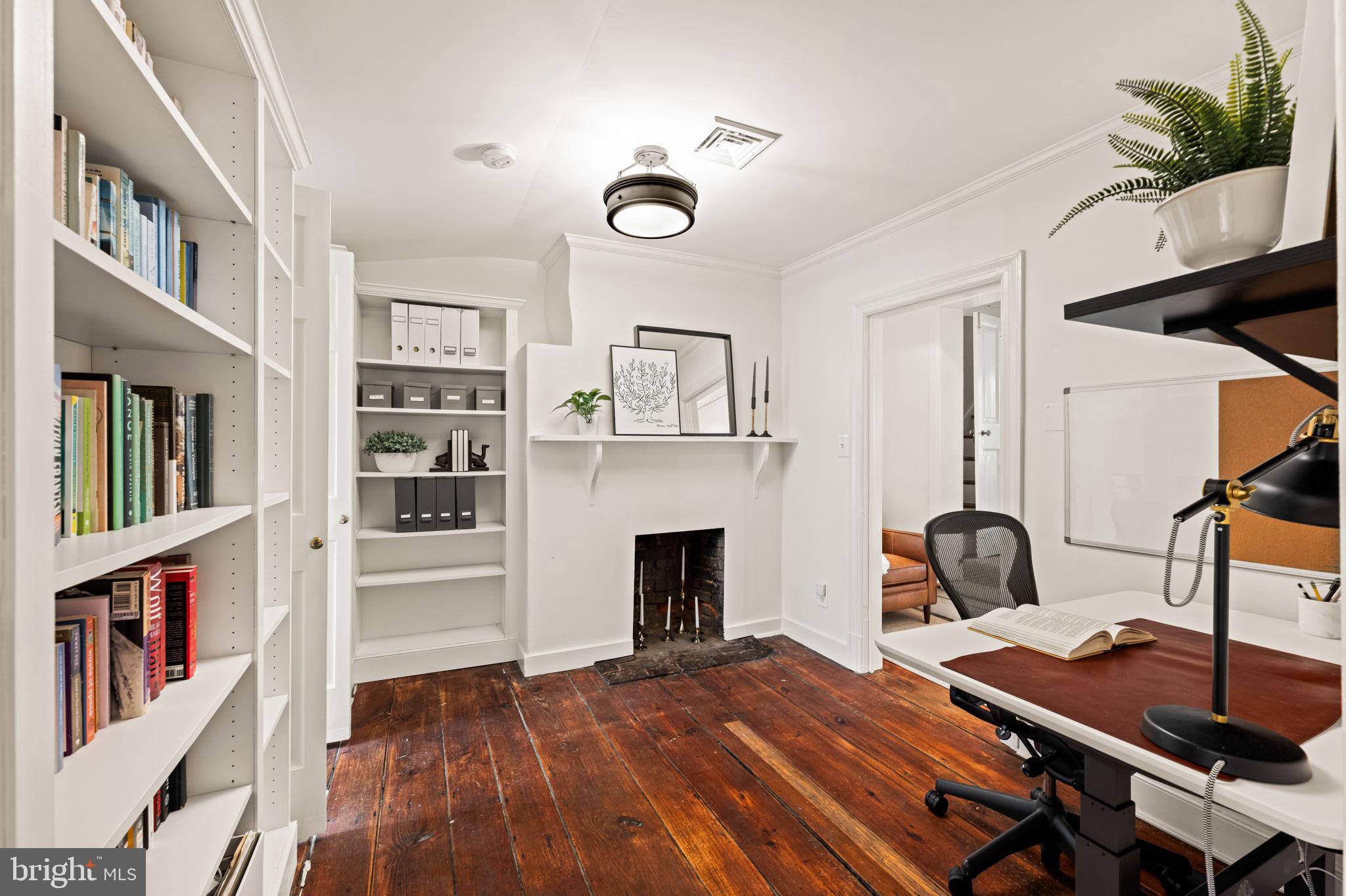 OLD TOWN ALEXANDRIA - Residential