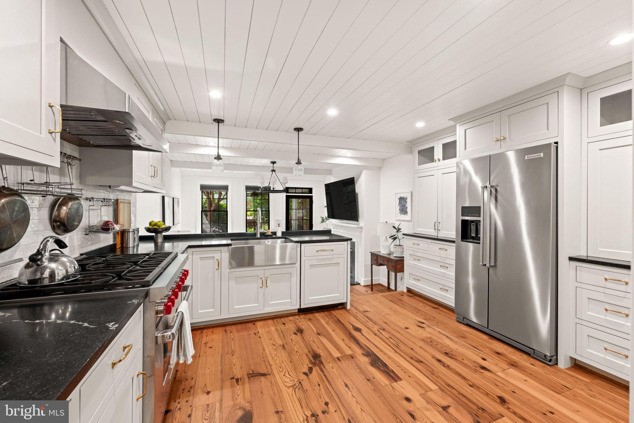 OLD TOWN ALEXANDRIA - Residential