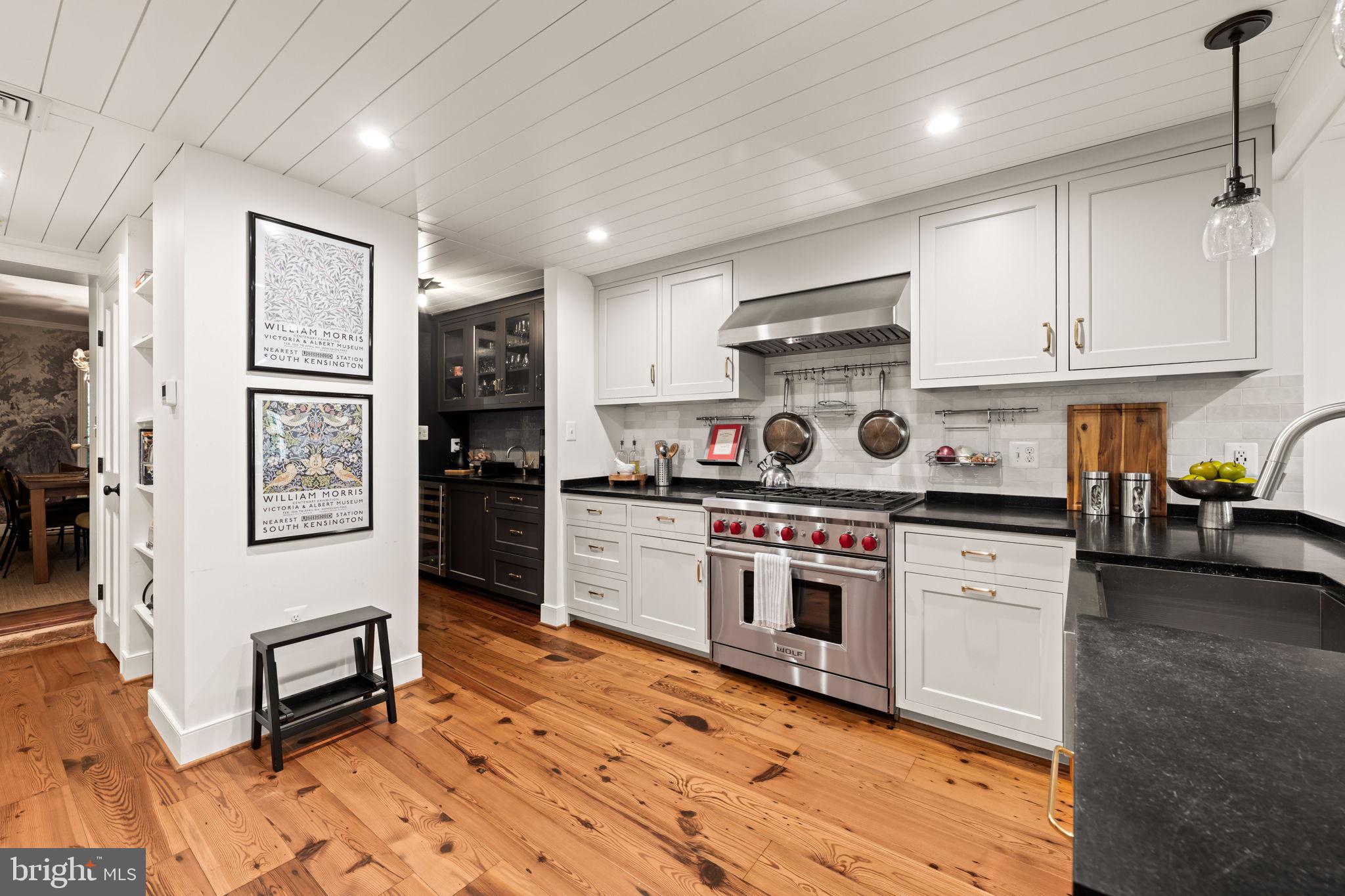OLD TOWN ALEXANDRIA - Residential