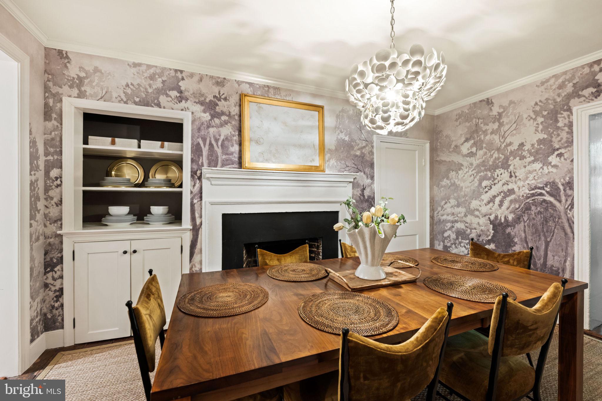 OLD TOWN ALEXANDRIA - Residential