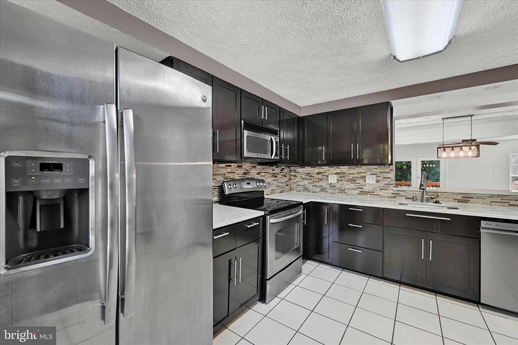 BEECH CREEK - Residential